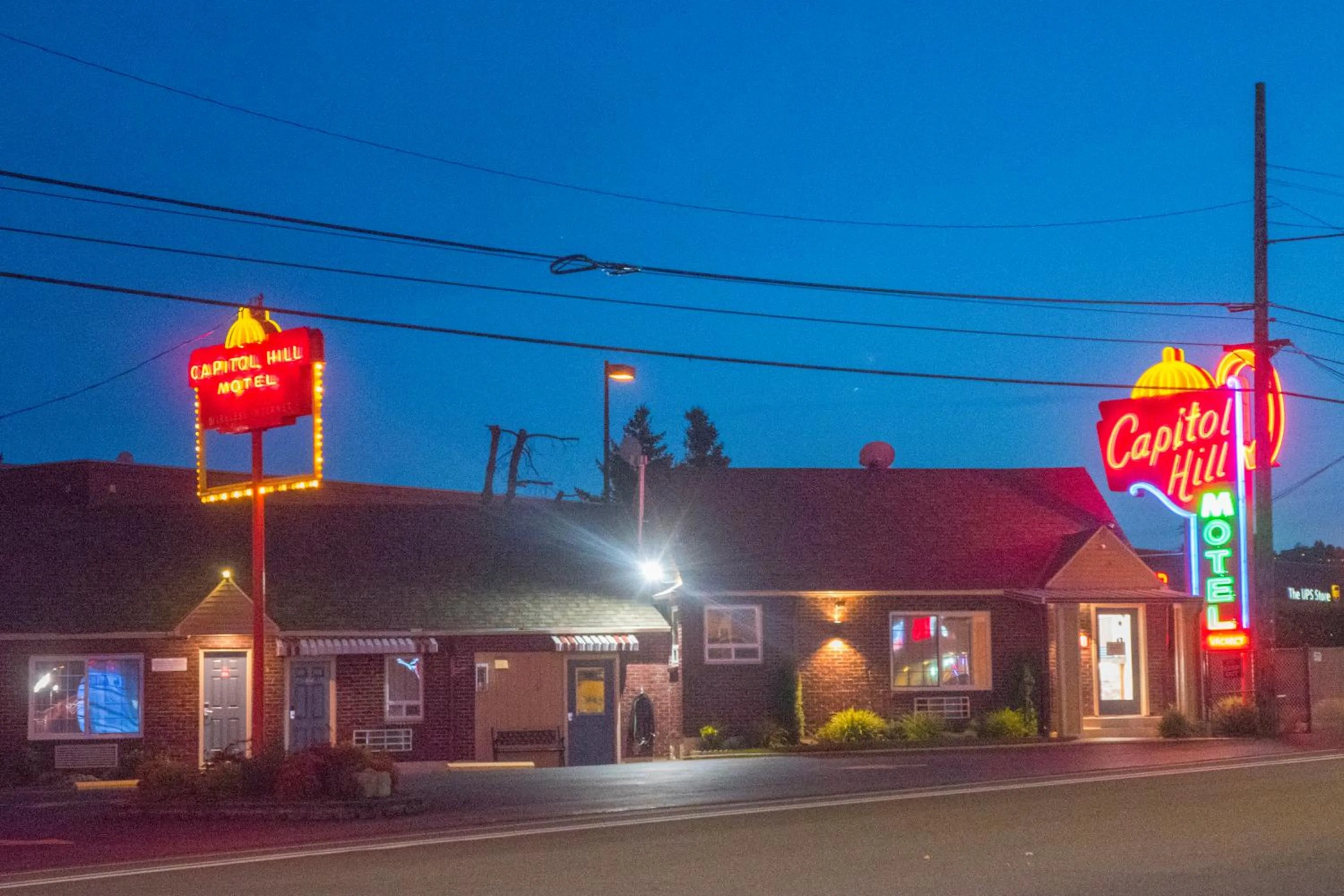 Property building in Capitol Hill Motel