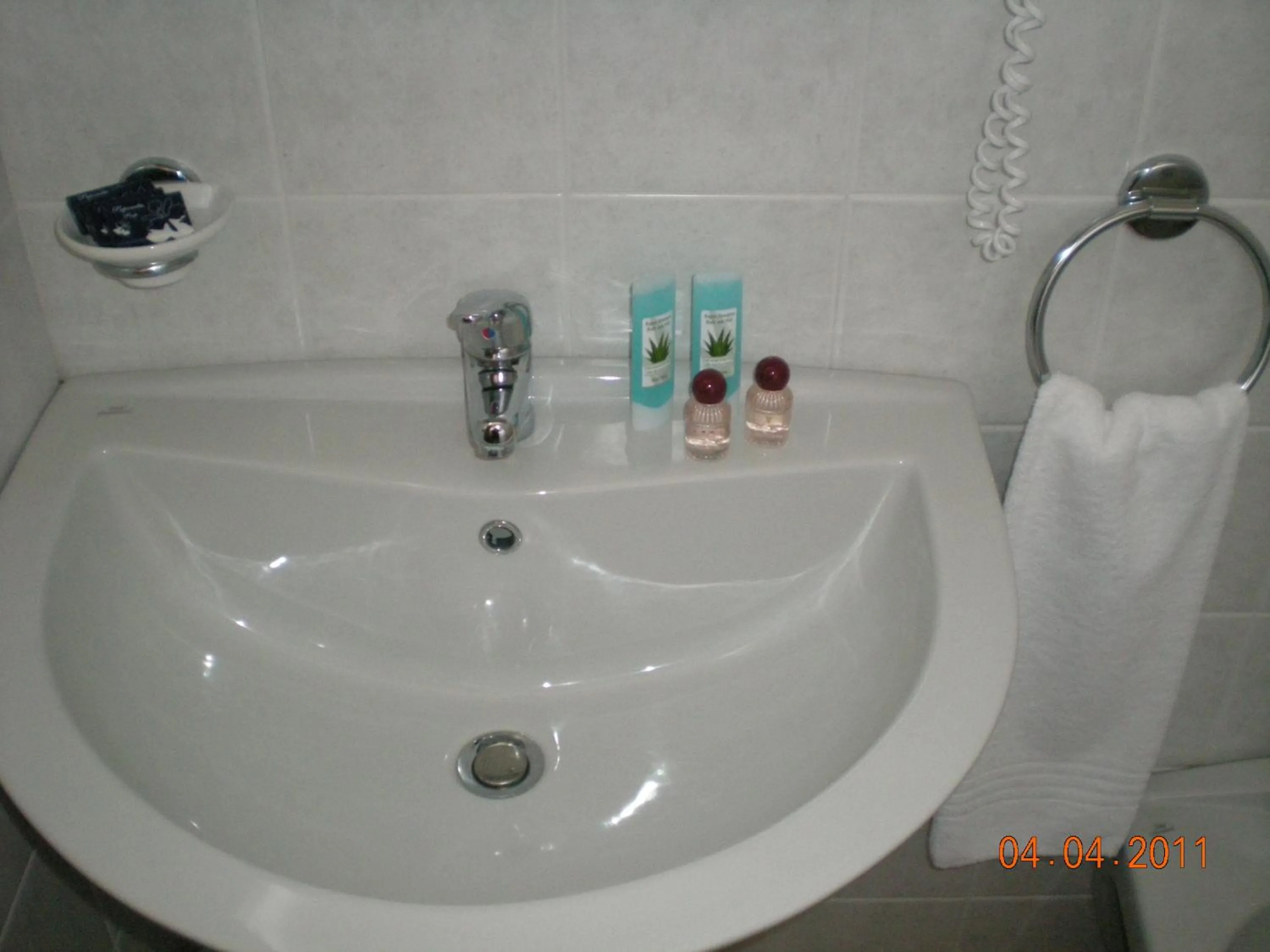 Bathroom in Hotel La Locanda