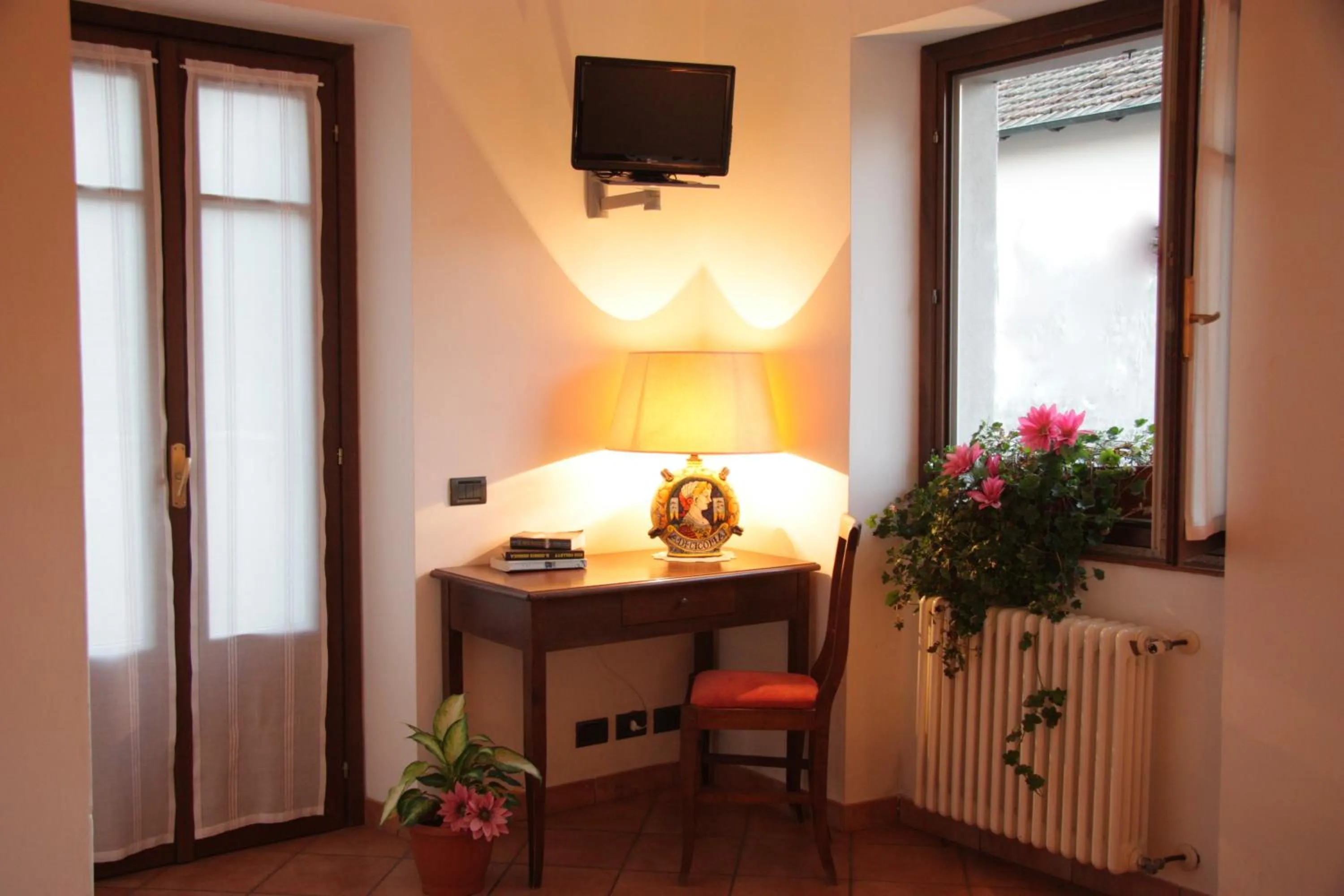 Decorative detail in Hotel La Locanda