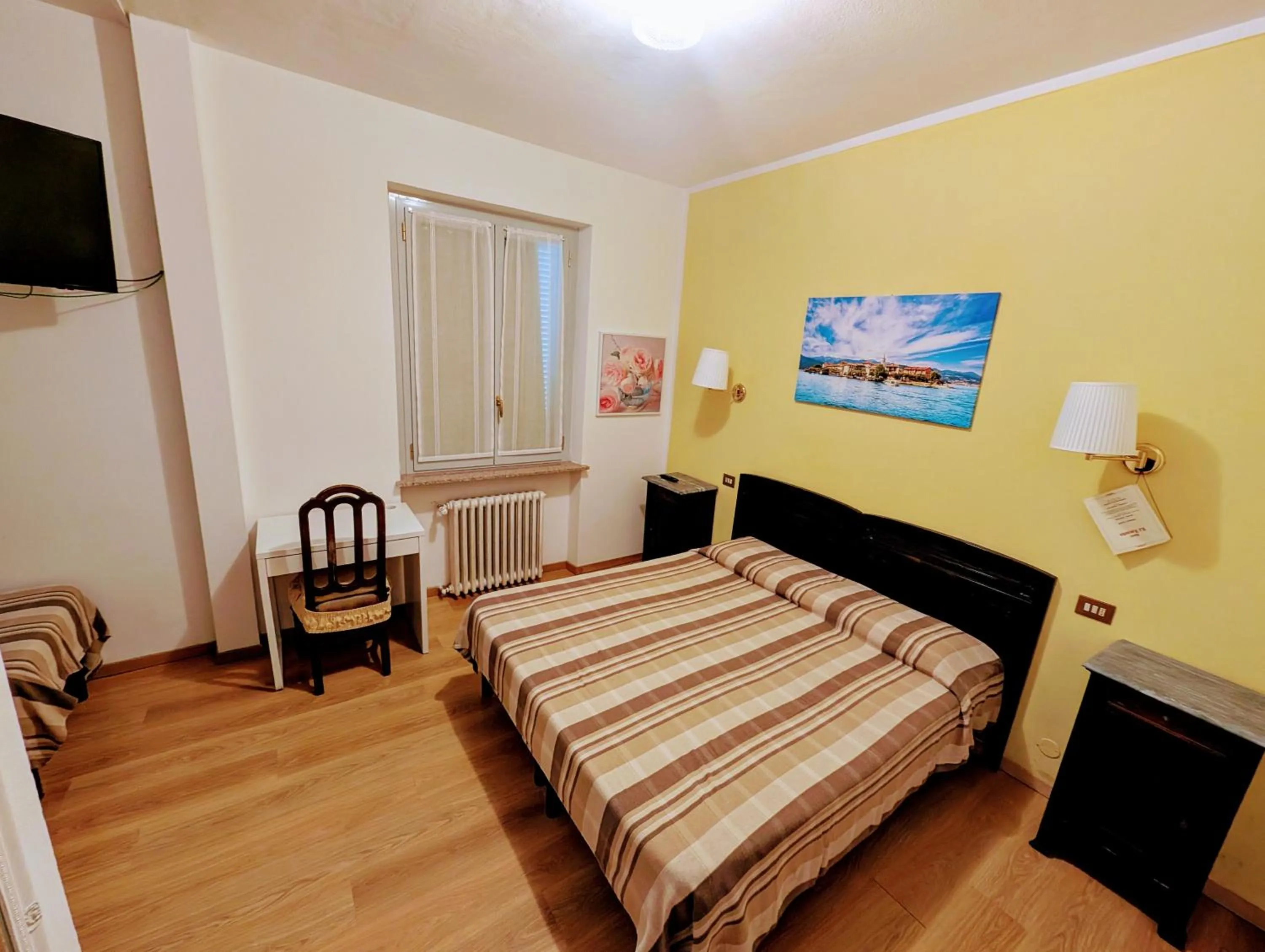 Bed in Hotel La Locanda