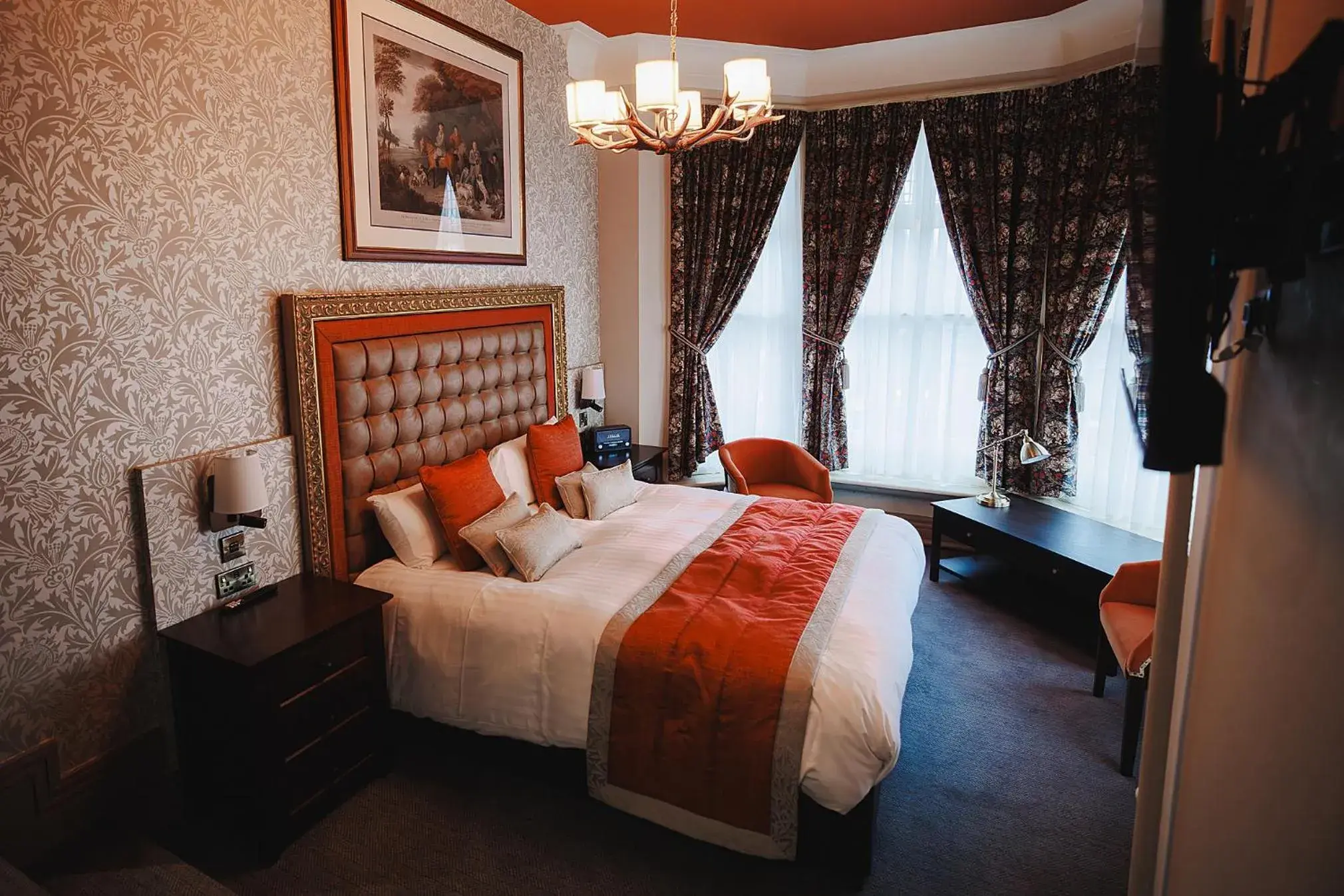 Deluxe Double or Twin Room in The Dukeries Lodge, Edwinstowe, Nottinghamshire Deluxe Double or Twin Room in The Dukeries Lodge, Edwinstowe, Nottinghamshire