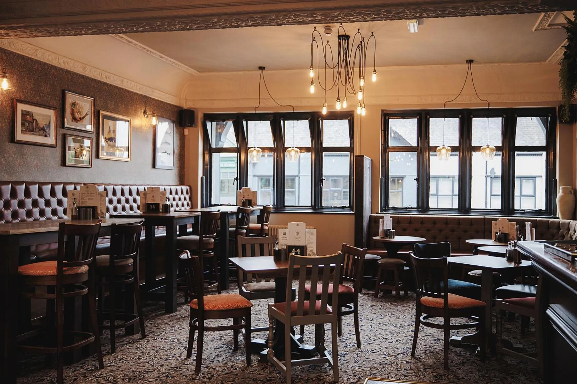 Lounge or bar in The Dukeries Lodge, Edwinstowe, Nottinghamshire