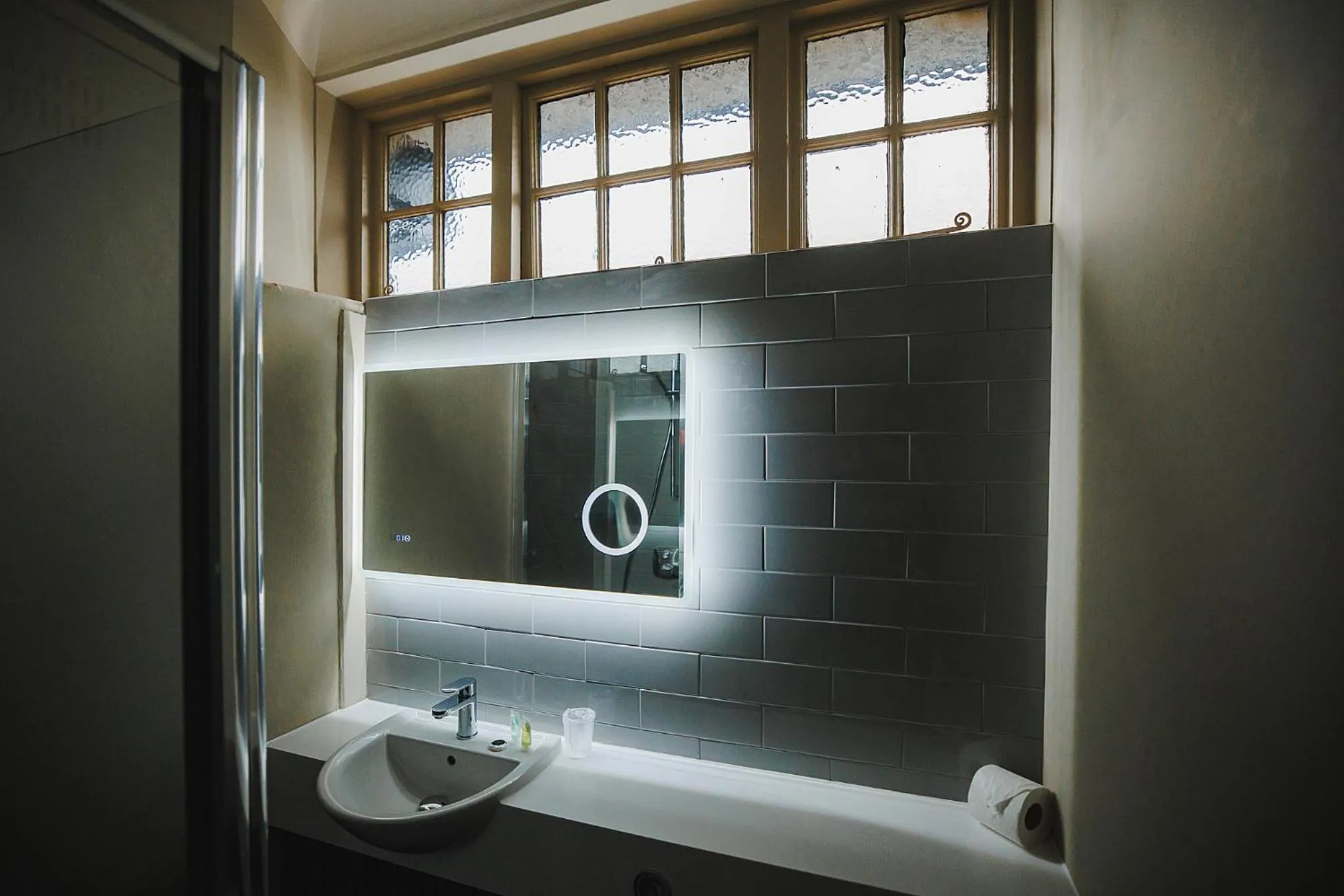 Bathroom in The Dukeries Lodge, Edwinstowe, Nottinghamshire
