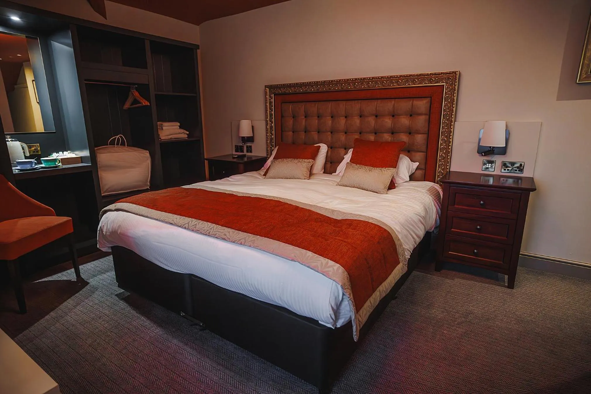 Bed in The Dukeries Lodge, Edwinstowe, Nottinghamshire