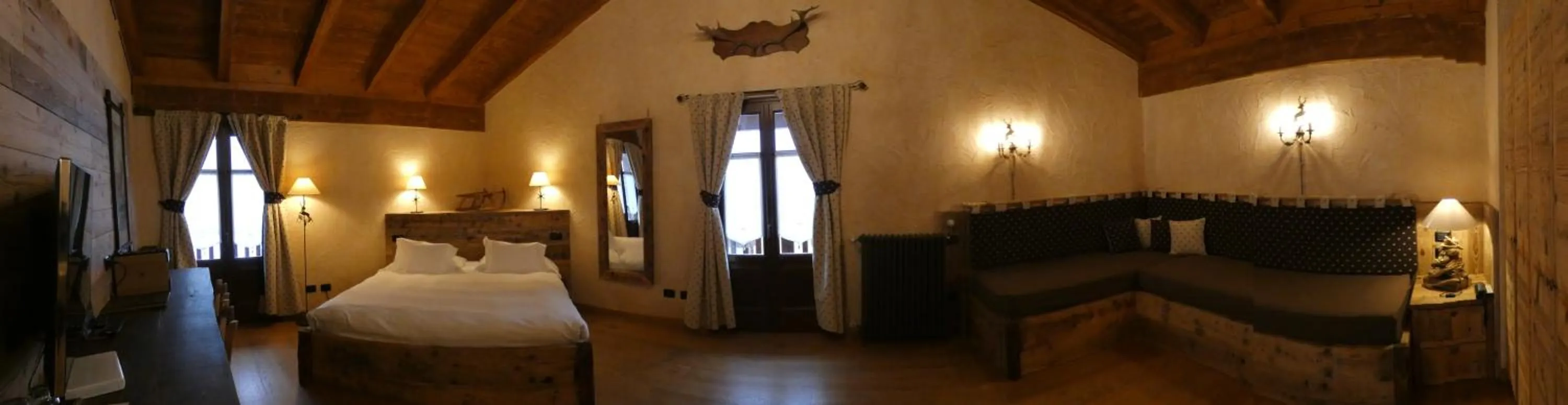 Photo of the whole room, Bed in Relais Del Nazionale