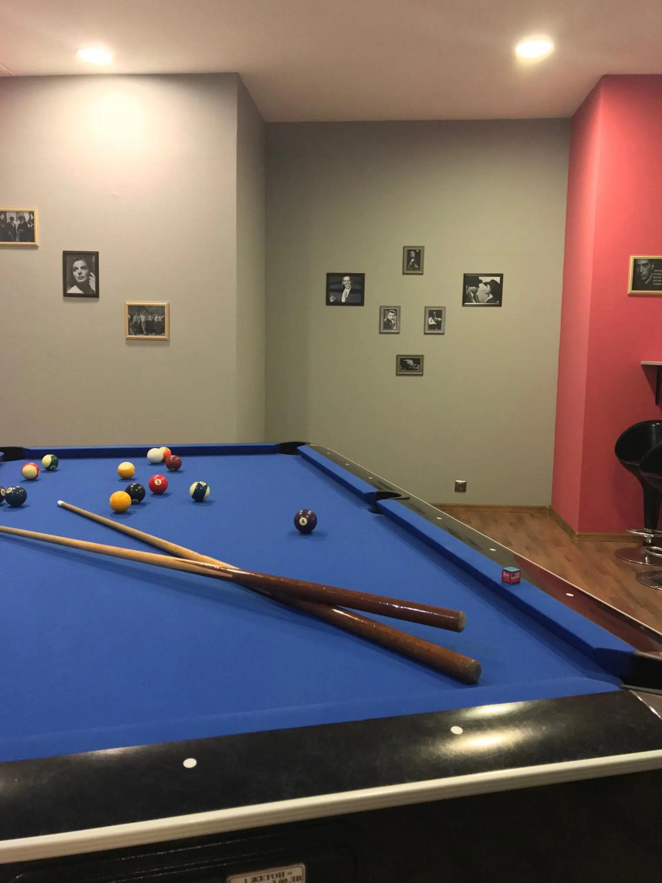 Billiard in Apart Hotel Dream