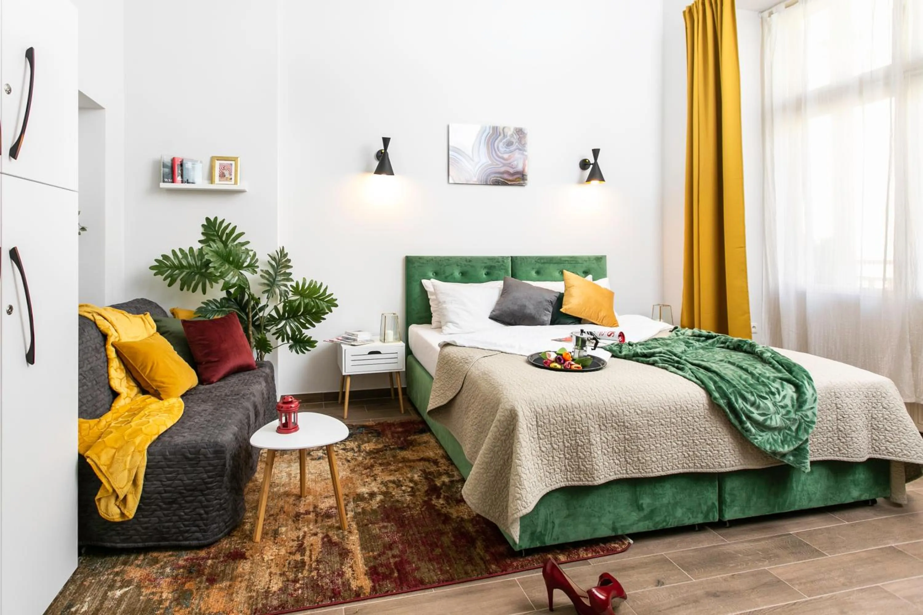 Photo of the whole room, Bed in Otium Old Town Sarego