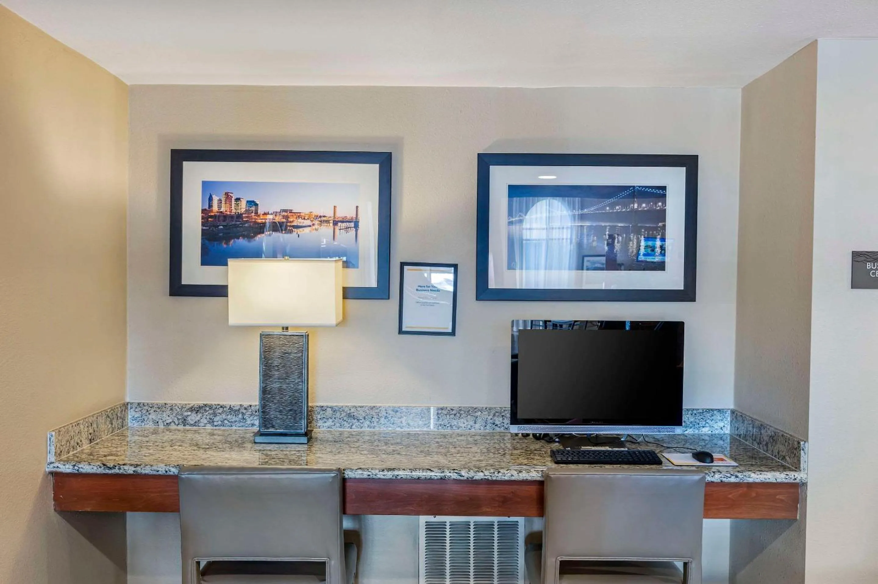 Business facilities in Comfort Inn & Suites Rocklin - Roseville