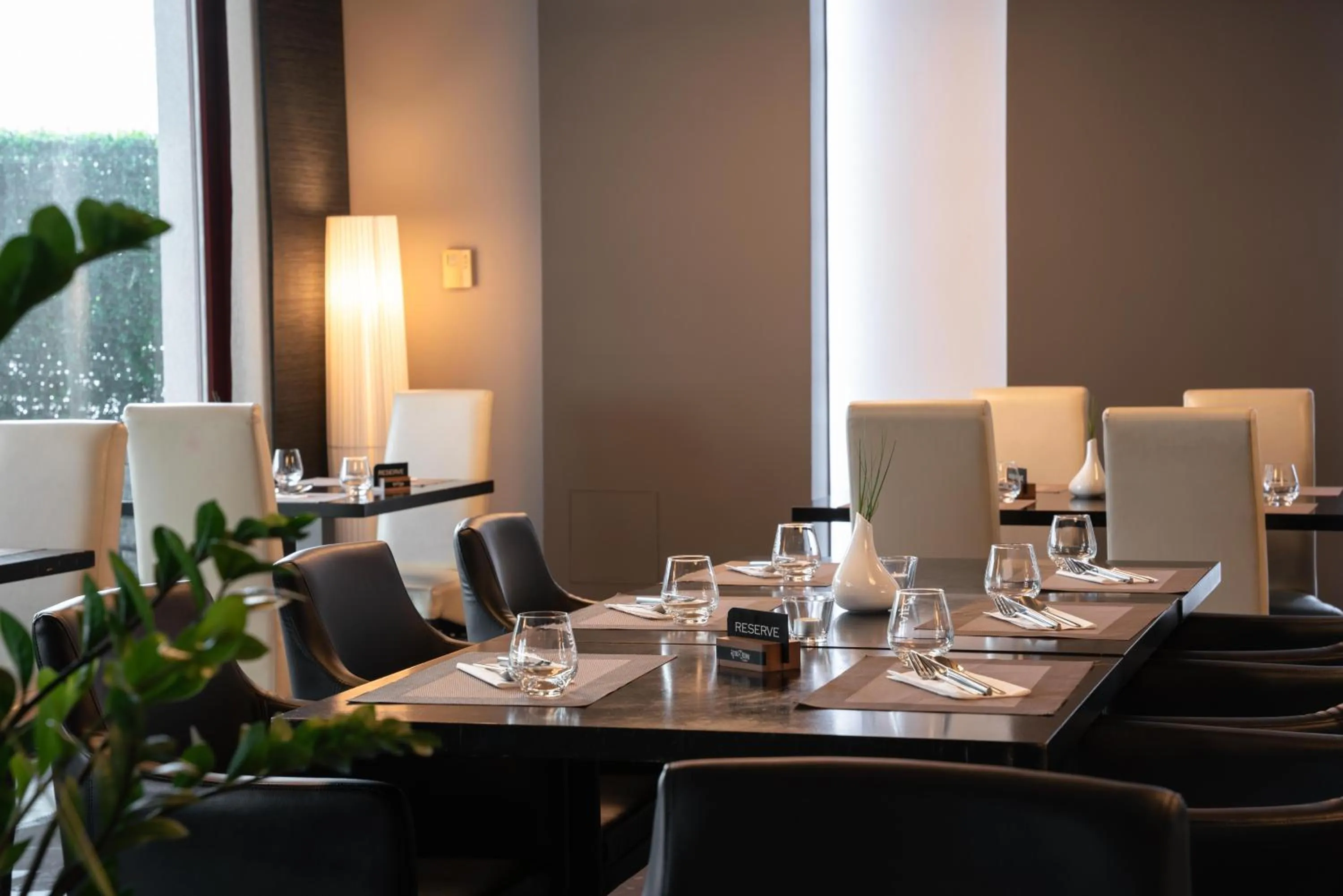 Restaurant/places to eat in Volcano Spa Hotel