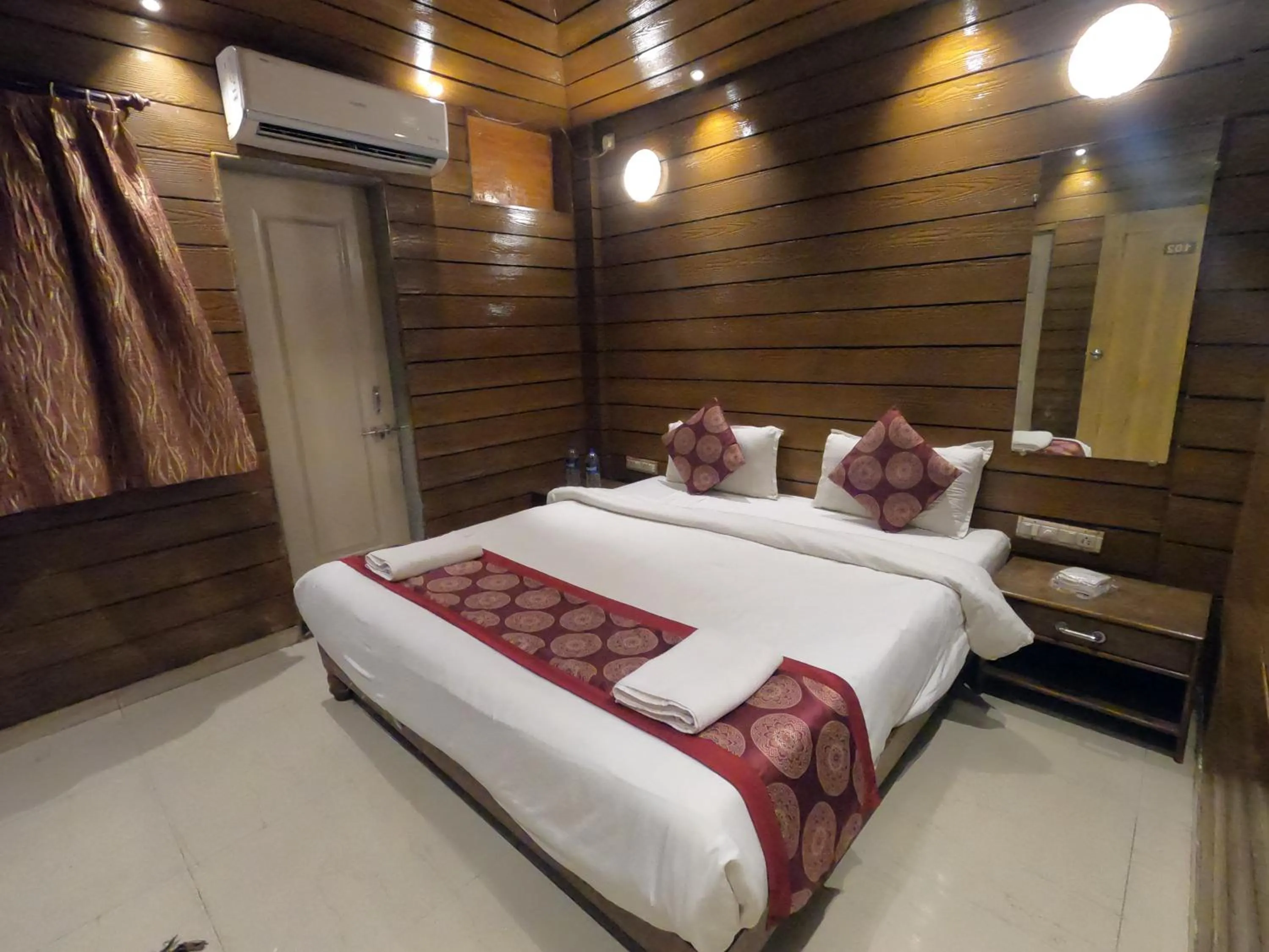 Photo of the whole room in Hill Forest Resort