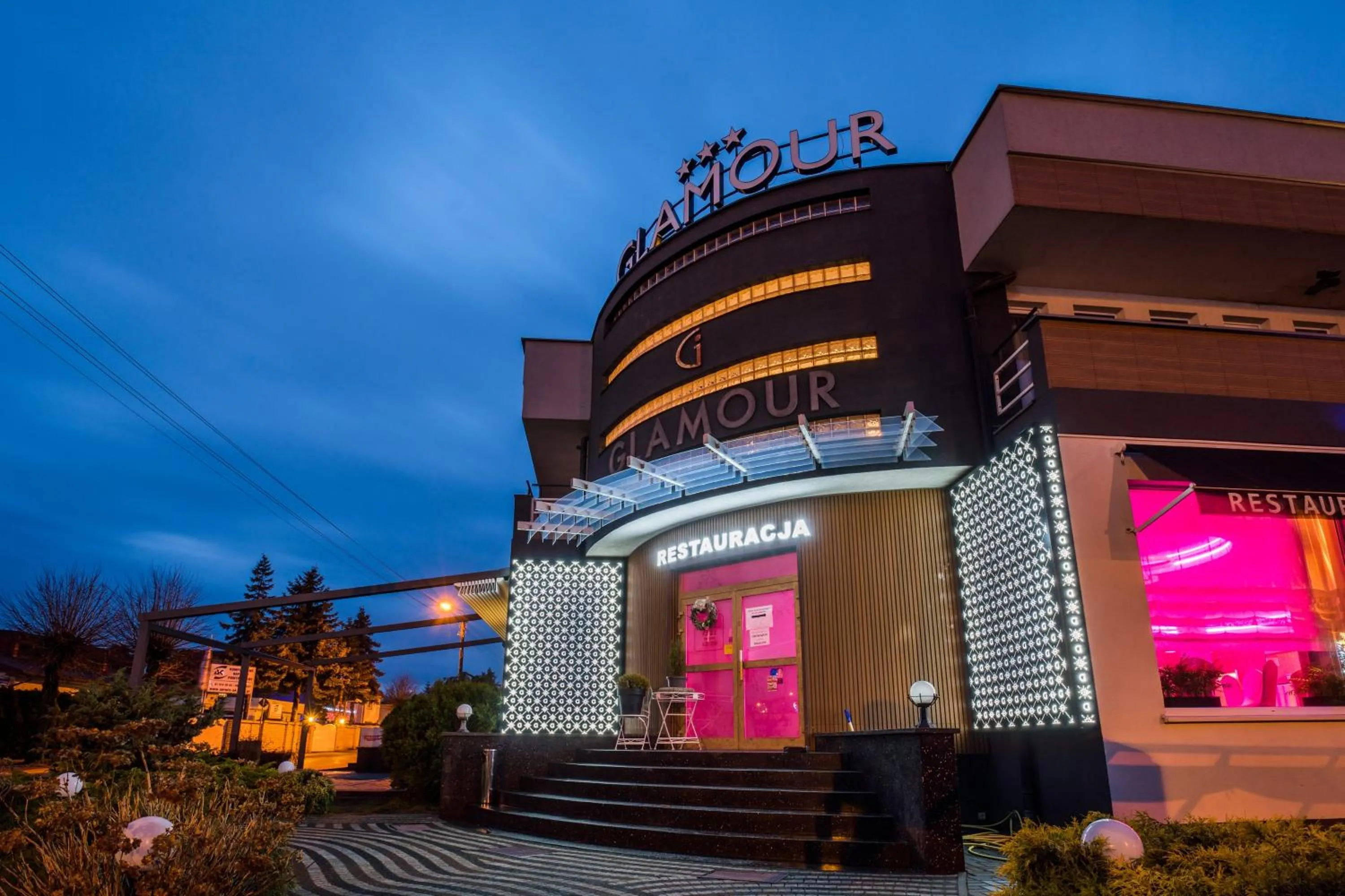 Property building in GLAMOUR - Restaurant & SPA