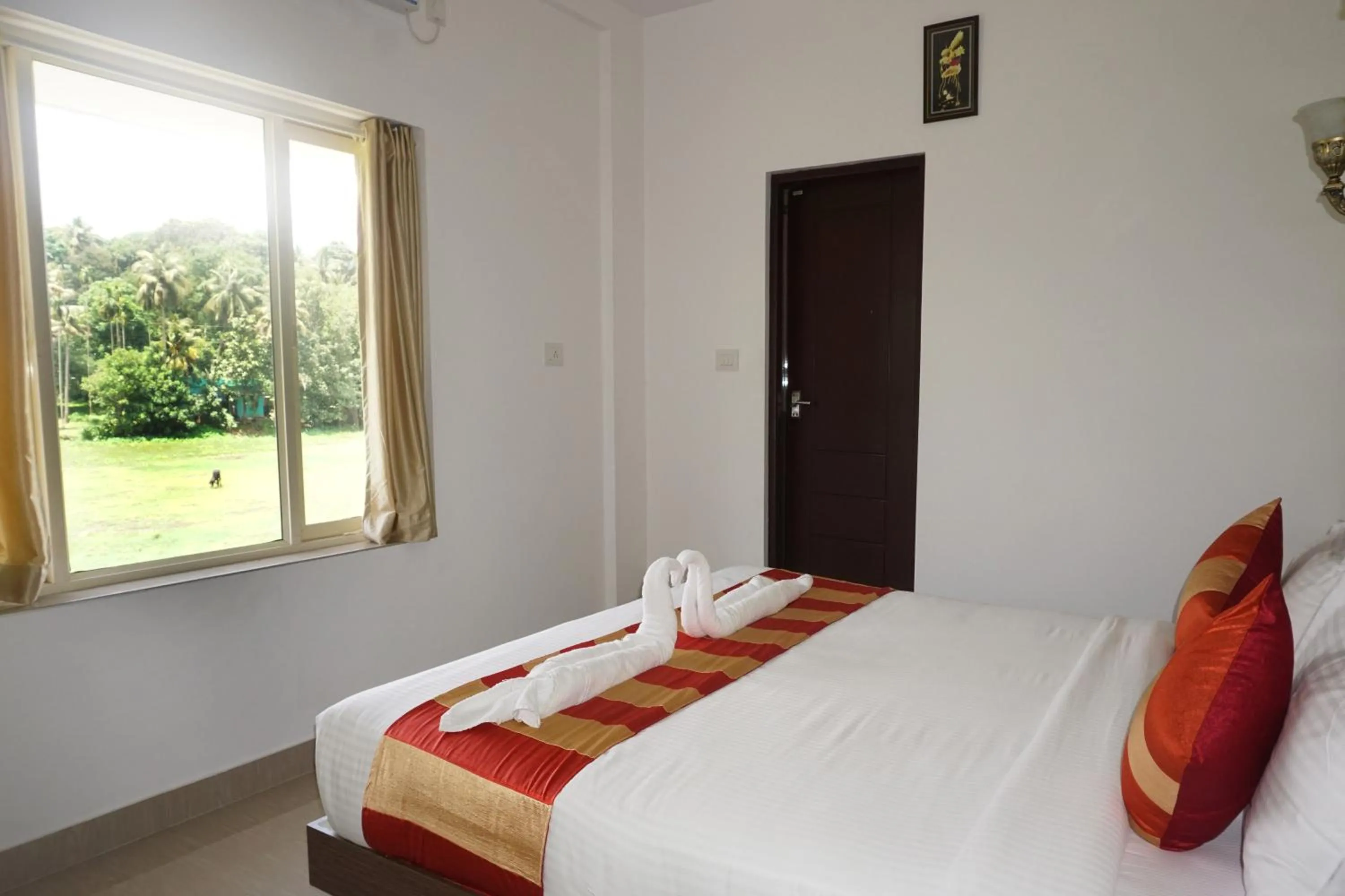 Bedroom, Bed in Hisham Residency