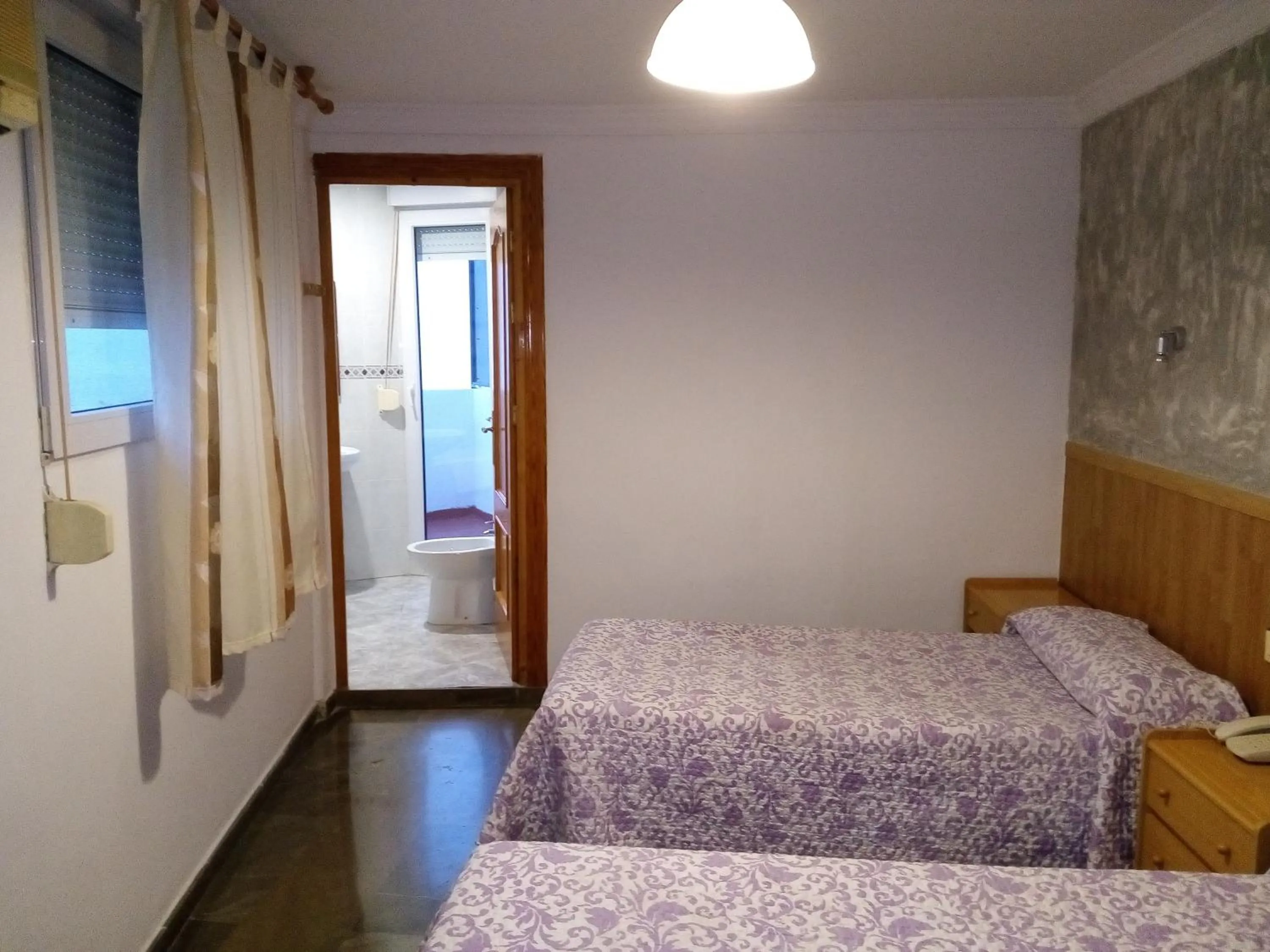 Bedroom, Bed in Hostal Manolete