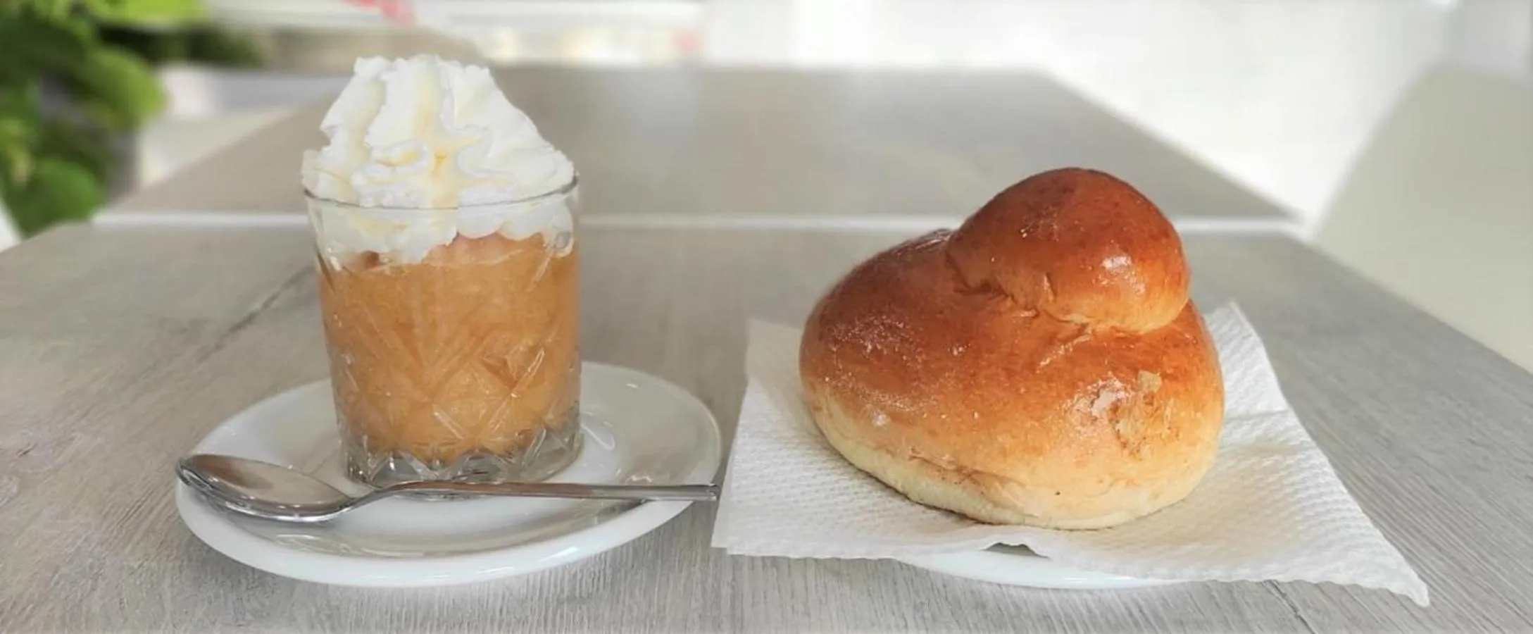 Breakfast in Hippocampus B&B