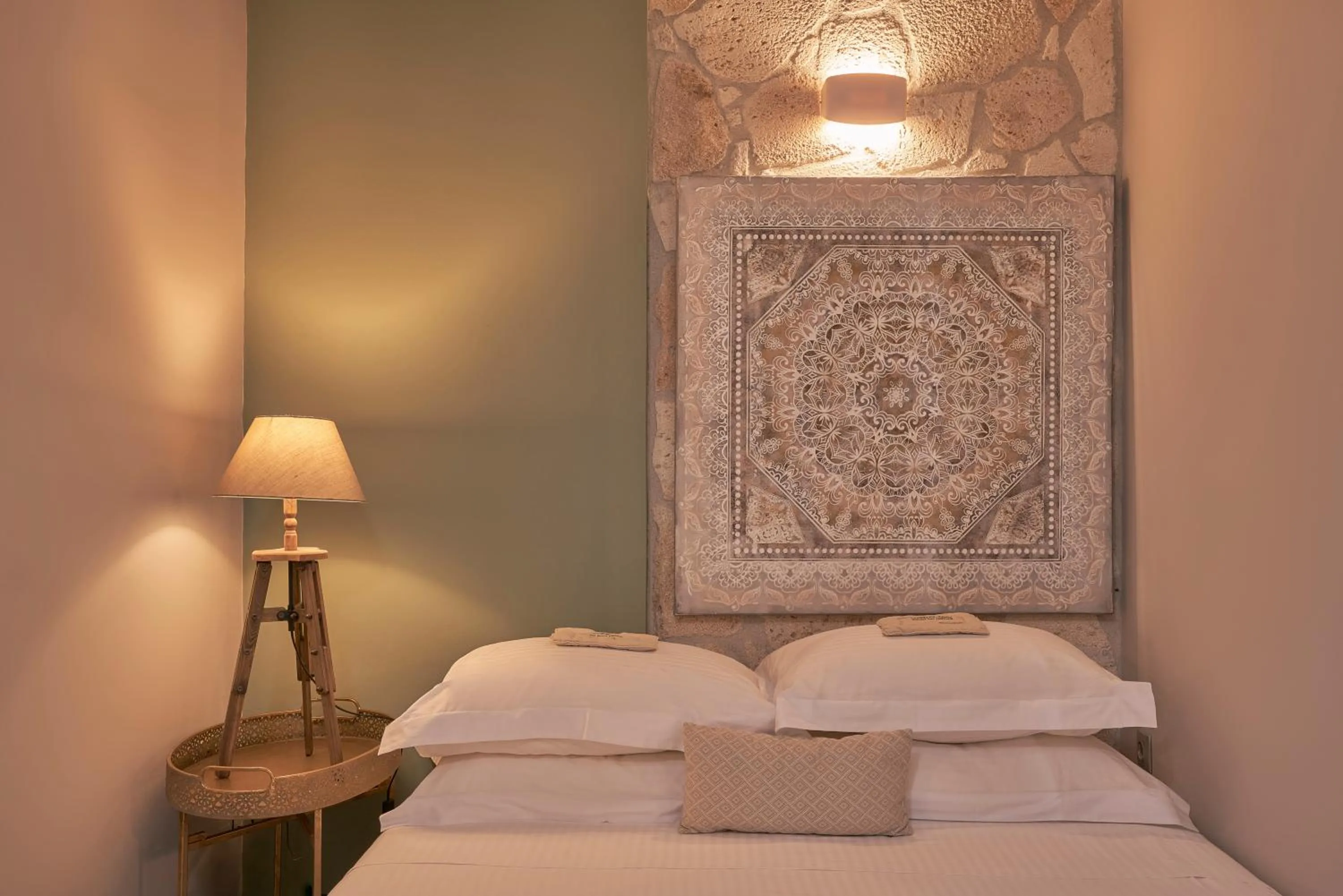 Bedroom, Bed in Mirabilia Boutique Hotel