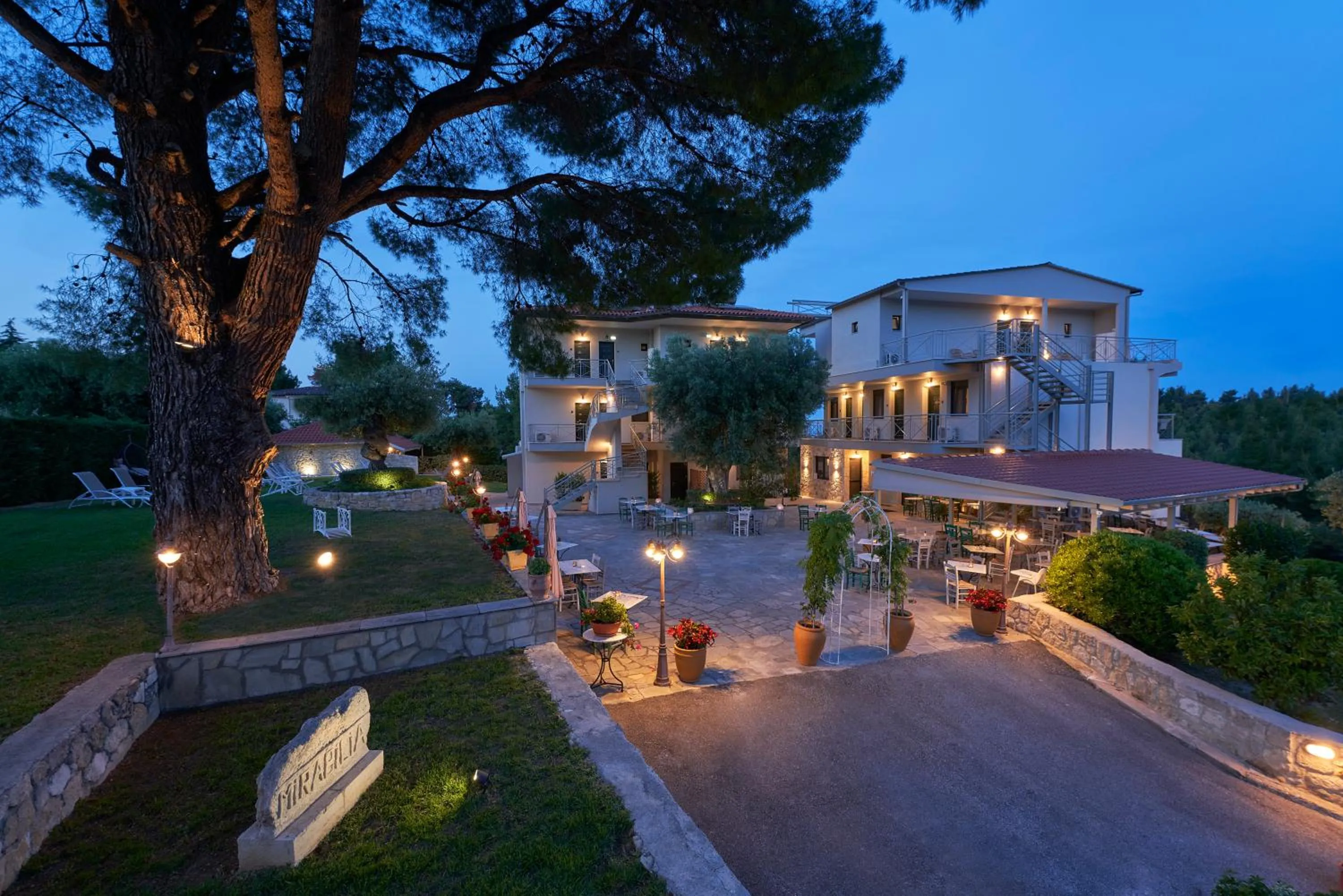 Property building in Mirabilia Boutique Hotel