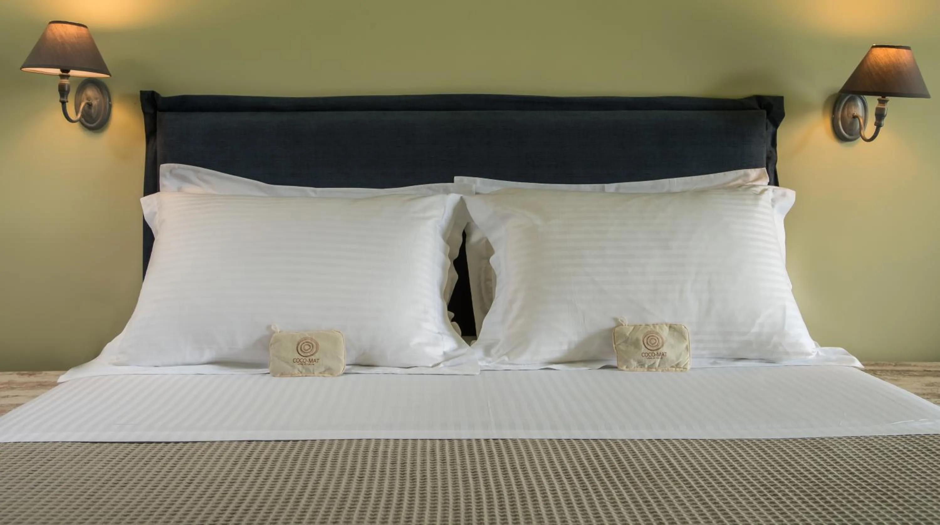 Bedroom, Bed in Mirabilia Boutique Hotel