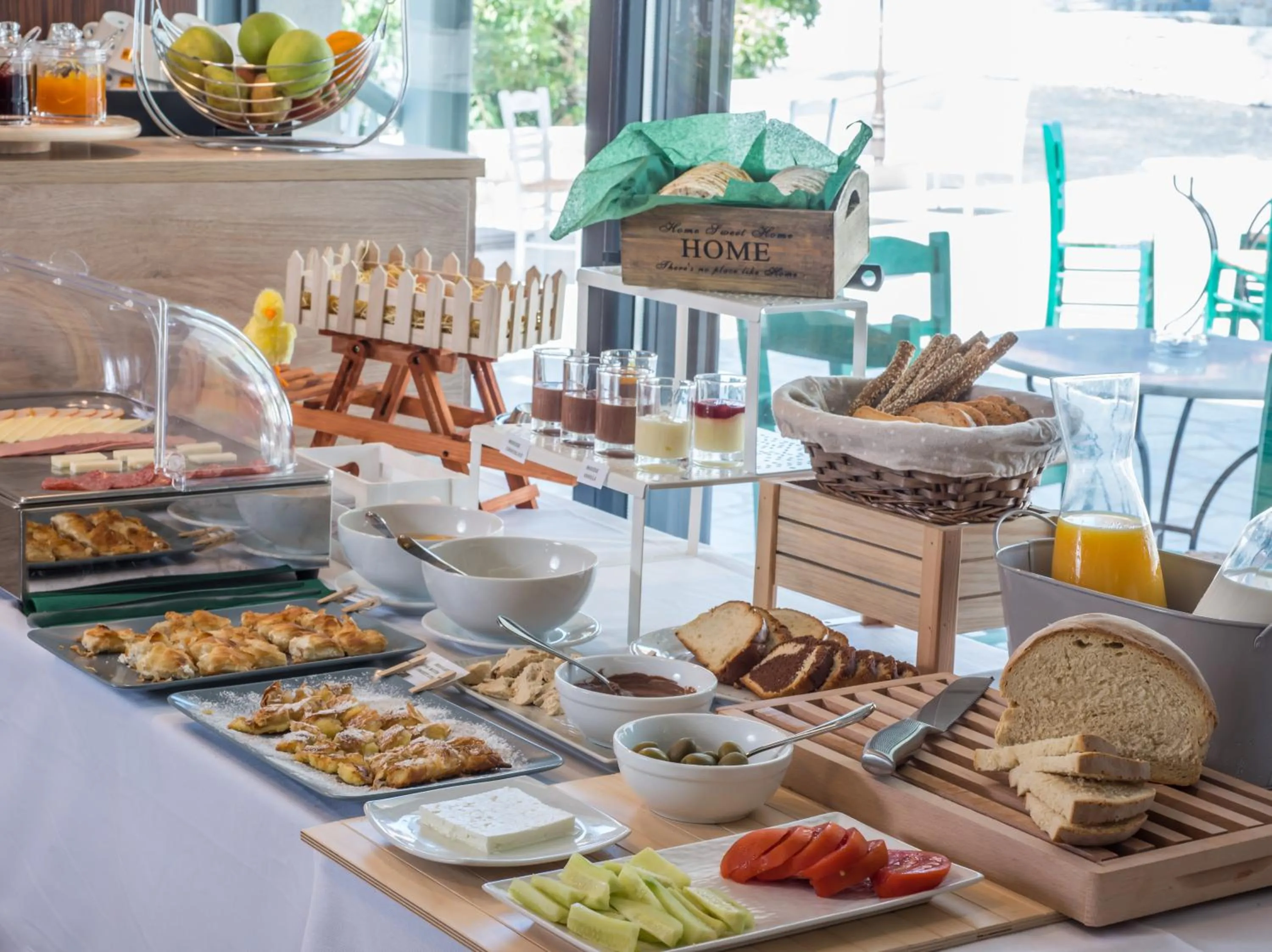 Buffet breakfast in Mirabilia Boutique Hotel