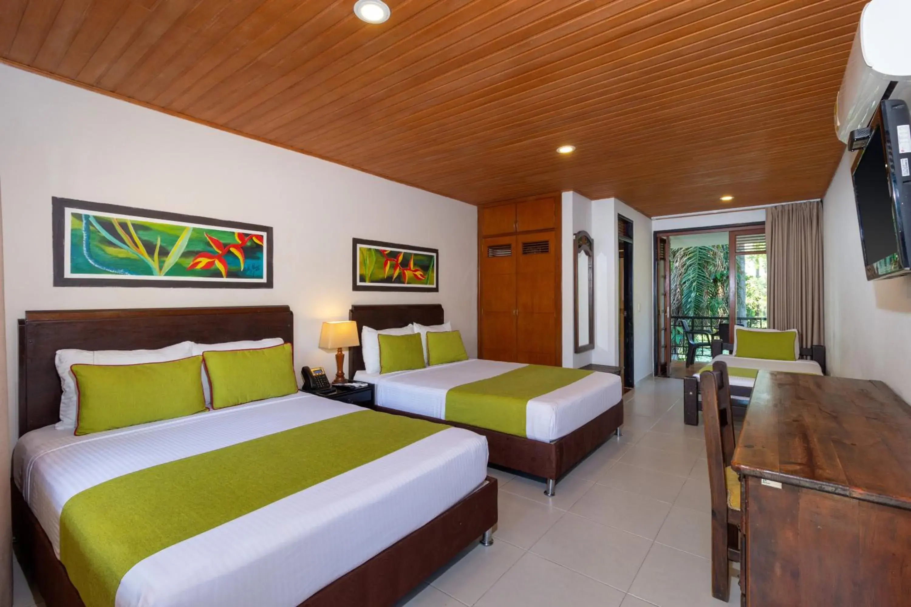 Superior Suite in Hotel Campestre La Potra Superior Suite in Hotel Campestre La Potra