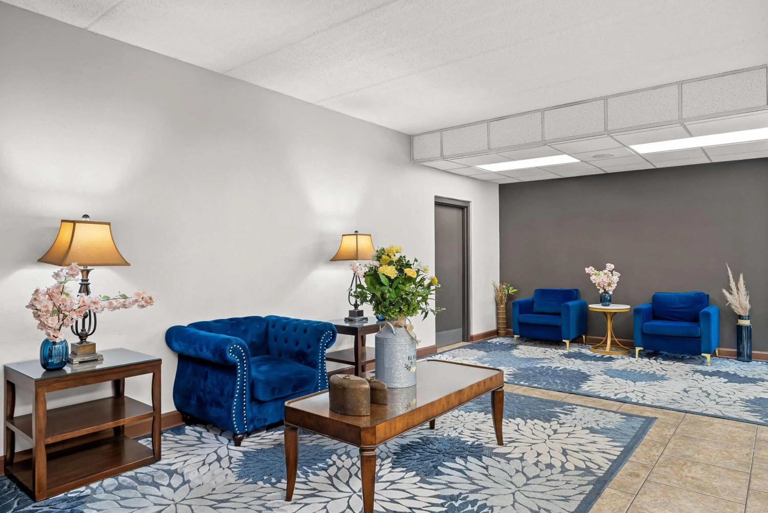 Lobby or reception in Days Inn by Wyndham Statesboro