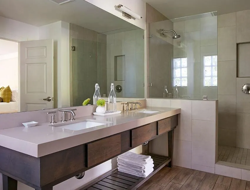 Bathroom in SENZA Hotel