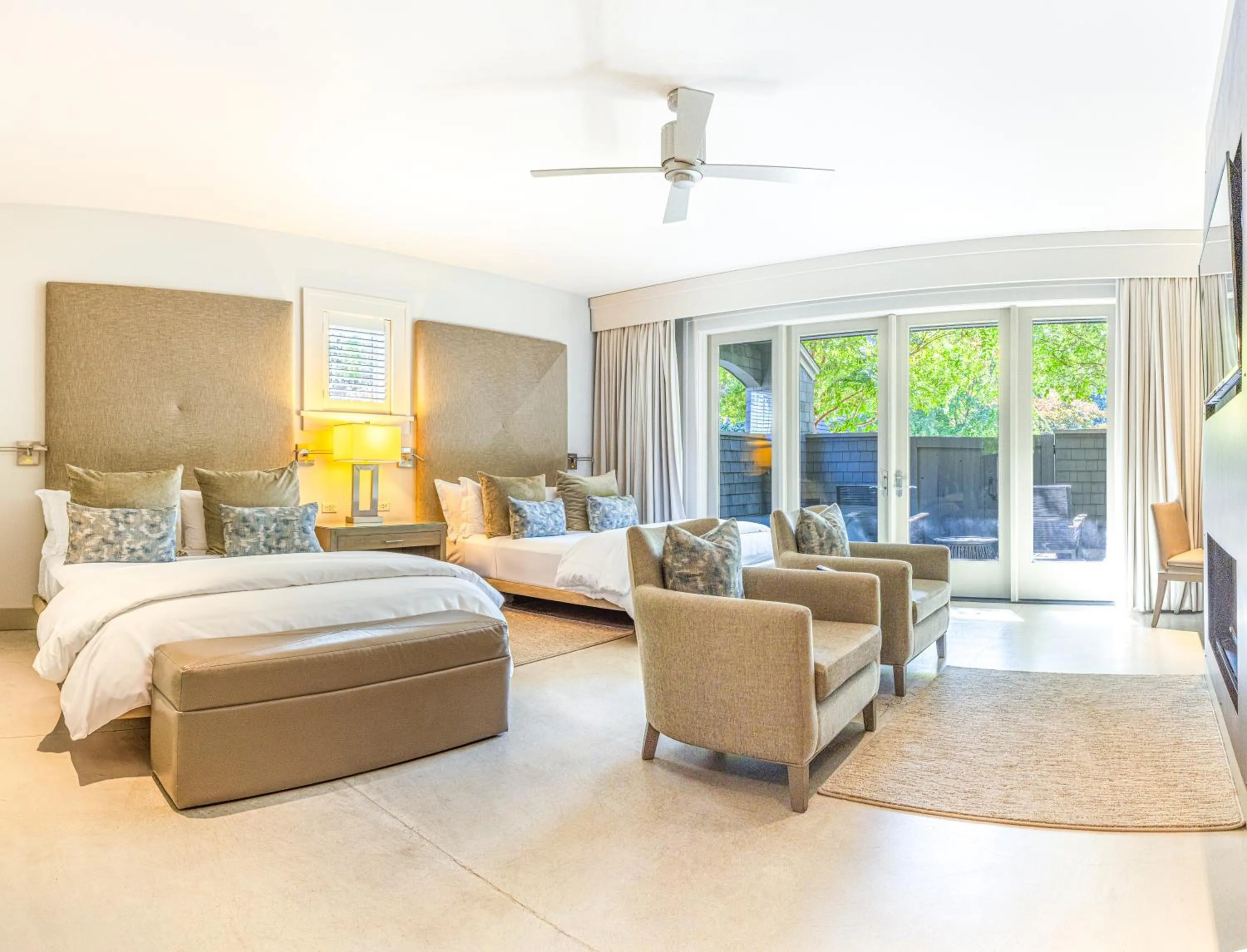 Bedroom, Bed in SENZA Hotel