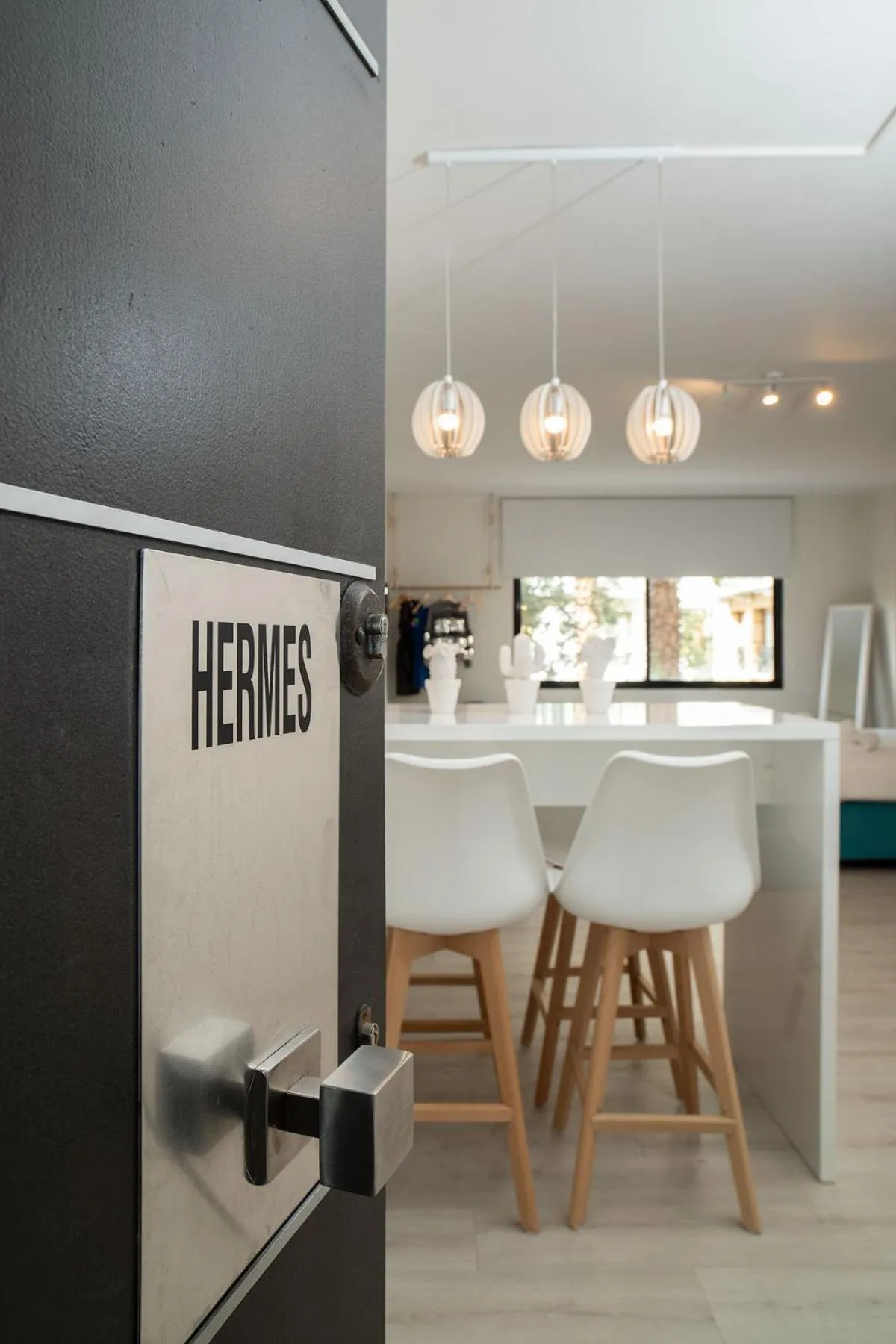 Decorative detail in Plaka Heart