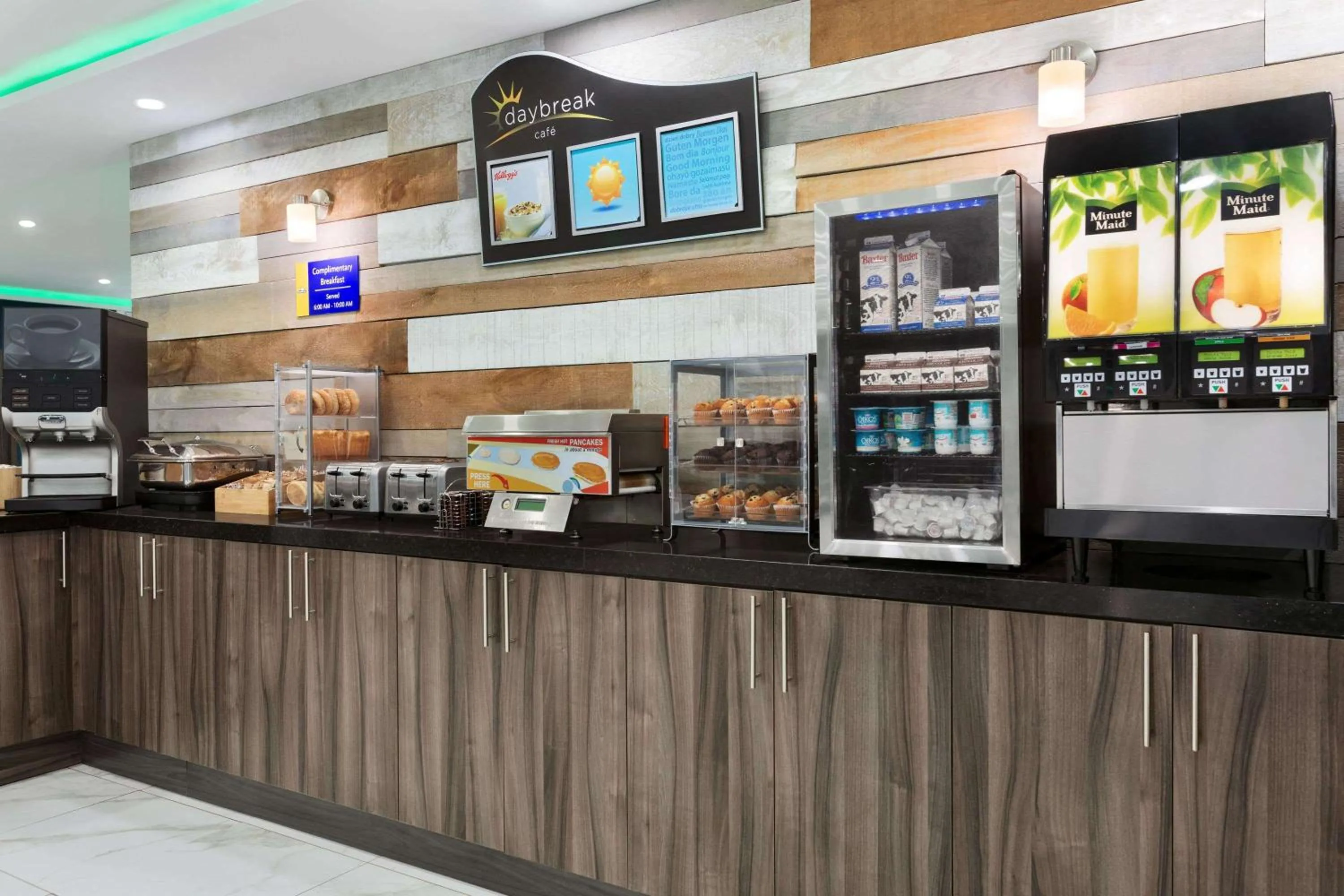 Restaurant/places to eat in Days Inn by Wyndham Saint John