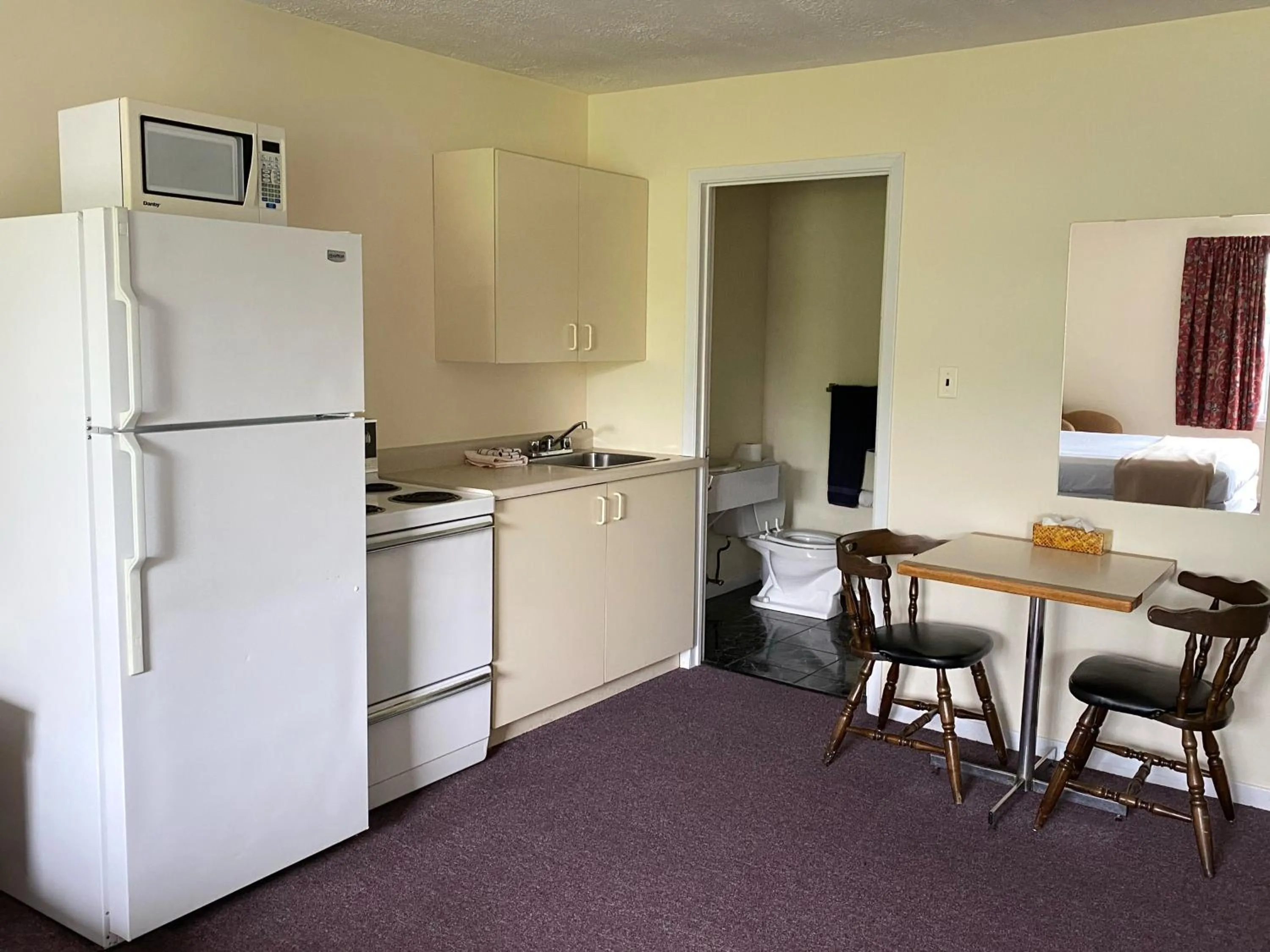 Bathroom in The Fort Nashwaak Motel