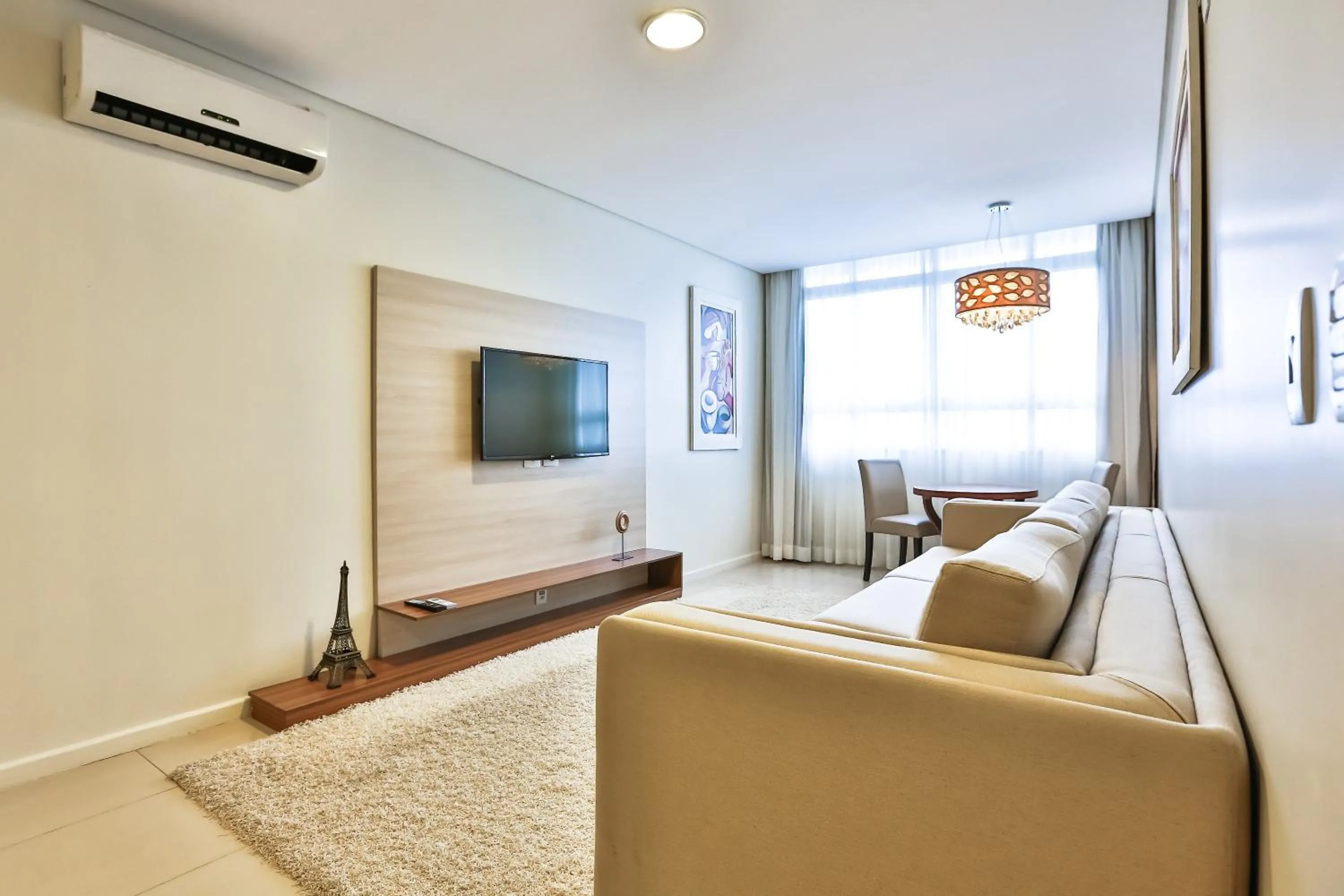 Property building in Wyndham Golden Foz Suítes