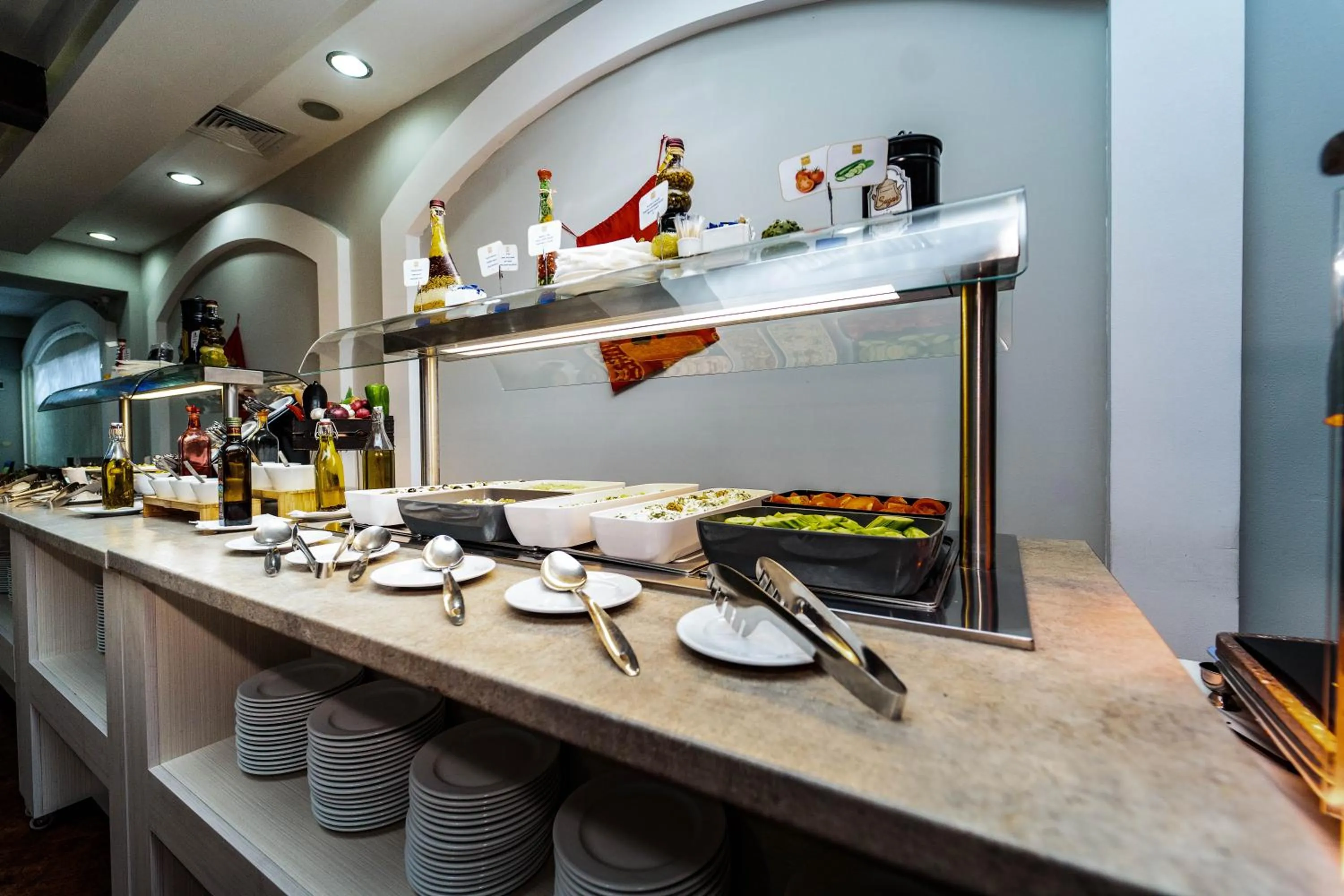 Food and drinks in MPM Hotel Guinness