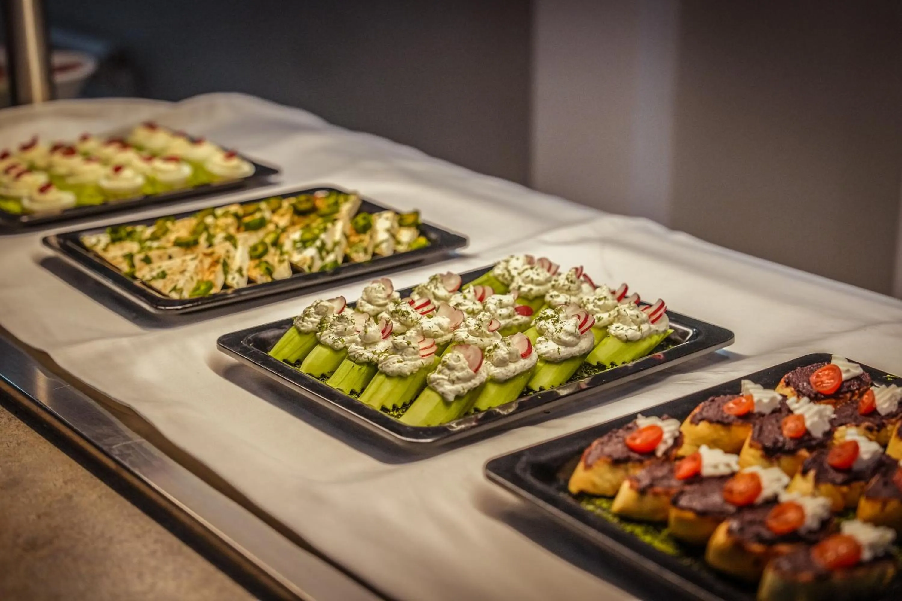 Restaurant/places to eat in MPM Hotel Guinness