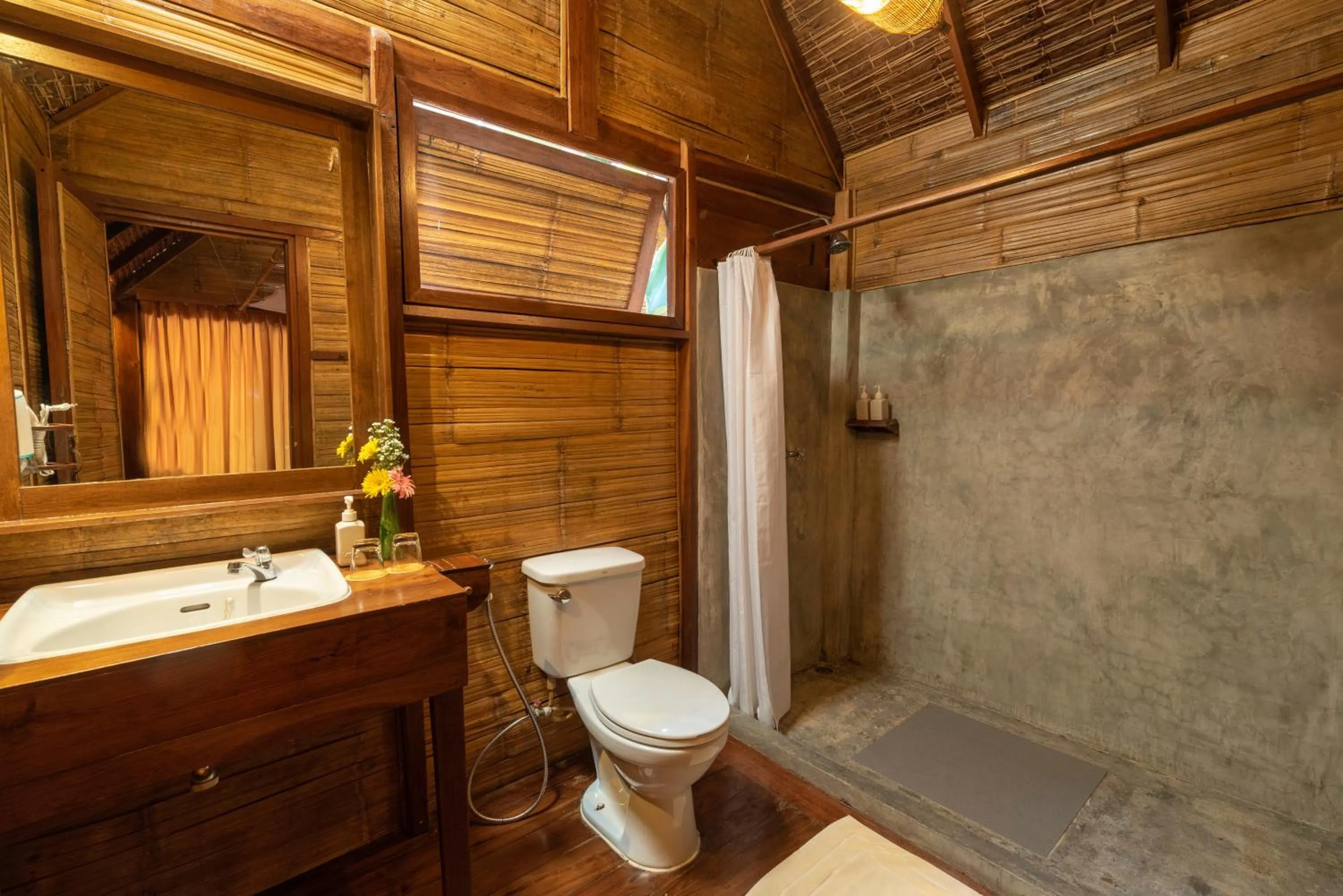 Toilet in Pai Village Boutique Resort