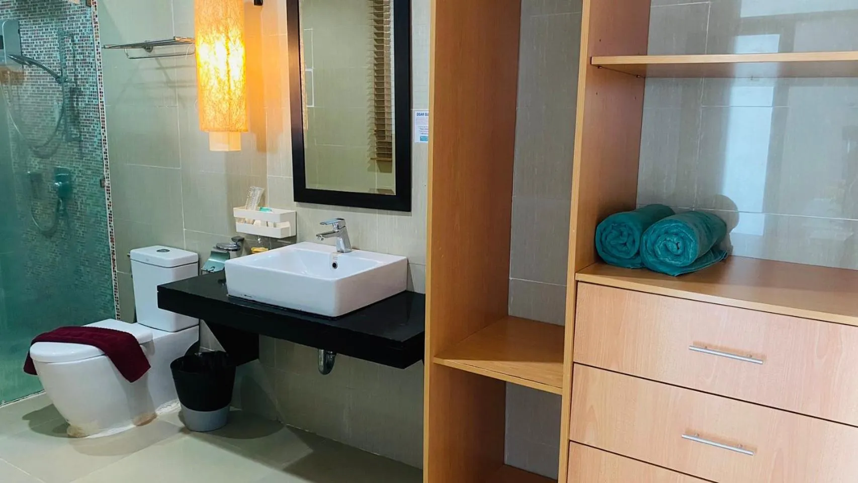 Toilet in Bella Vista Beach Resort Koh Lipe