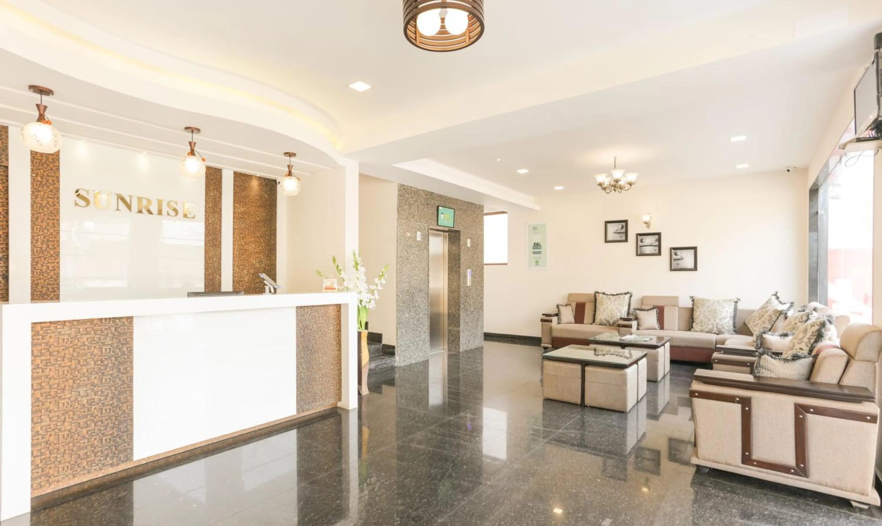 Lobby or reception in Treebo Sunrise IG Road