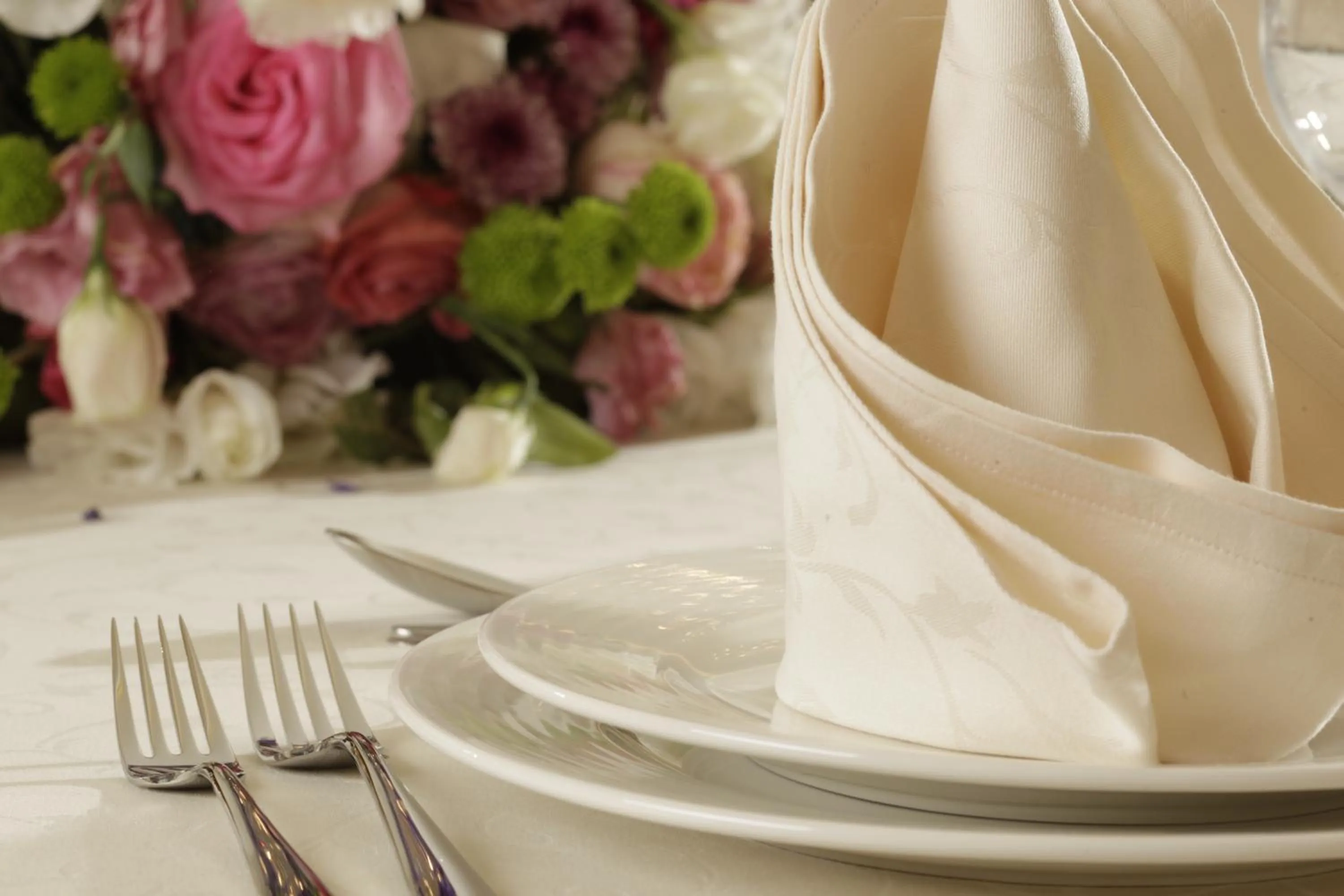 Decorative detail in Lancaster Suites Raouche