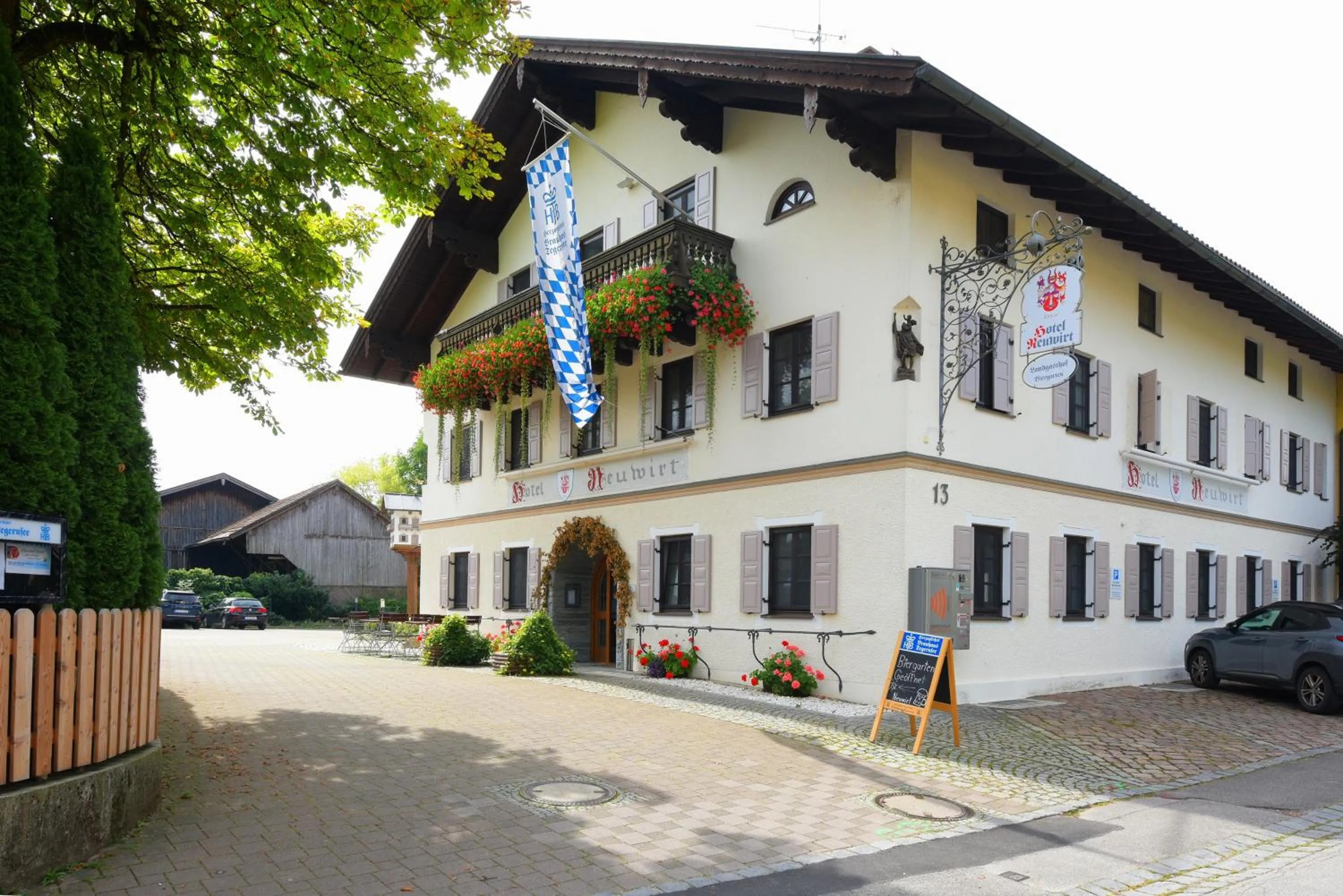 Property building in Hotel Neuwirt