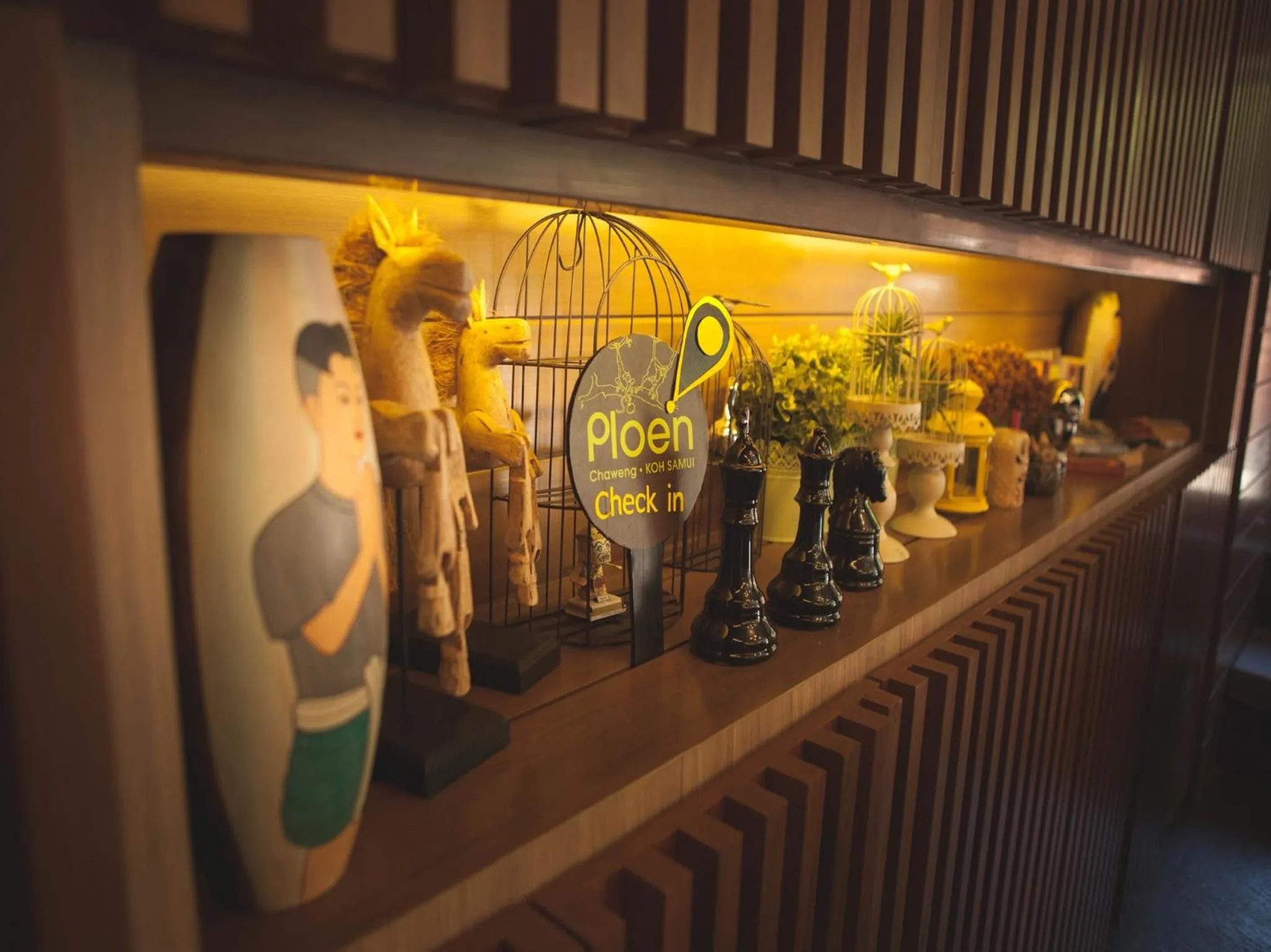 Library in Ploen Chaweng by Tolani