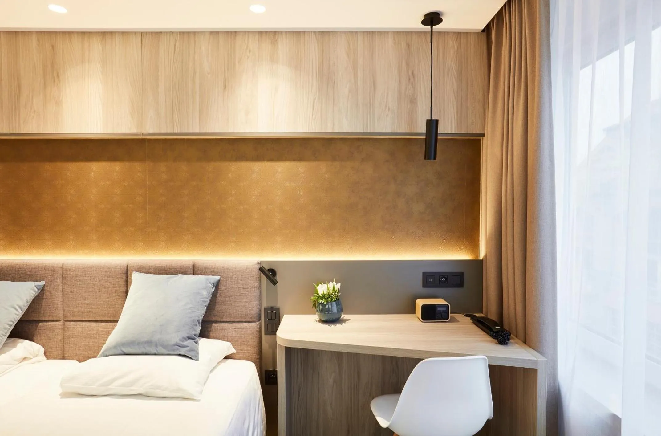 Bedroom, Bed in Hotel Nelson