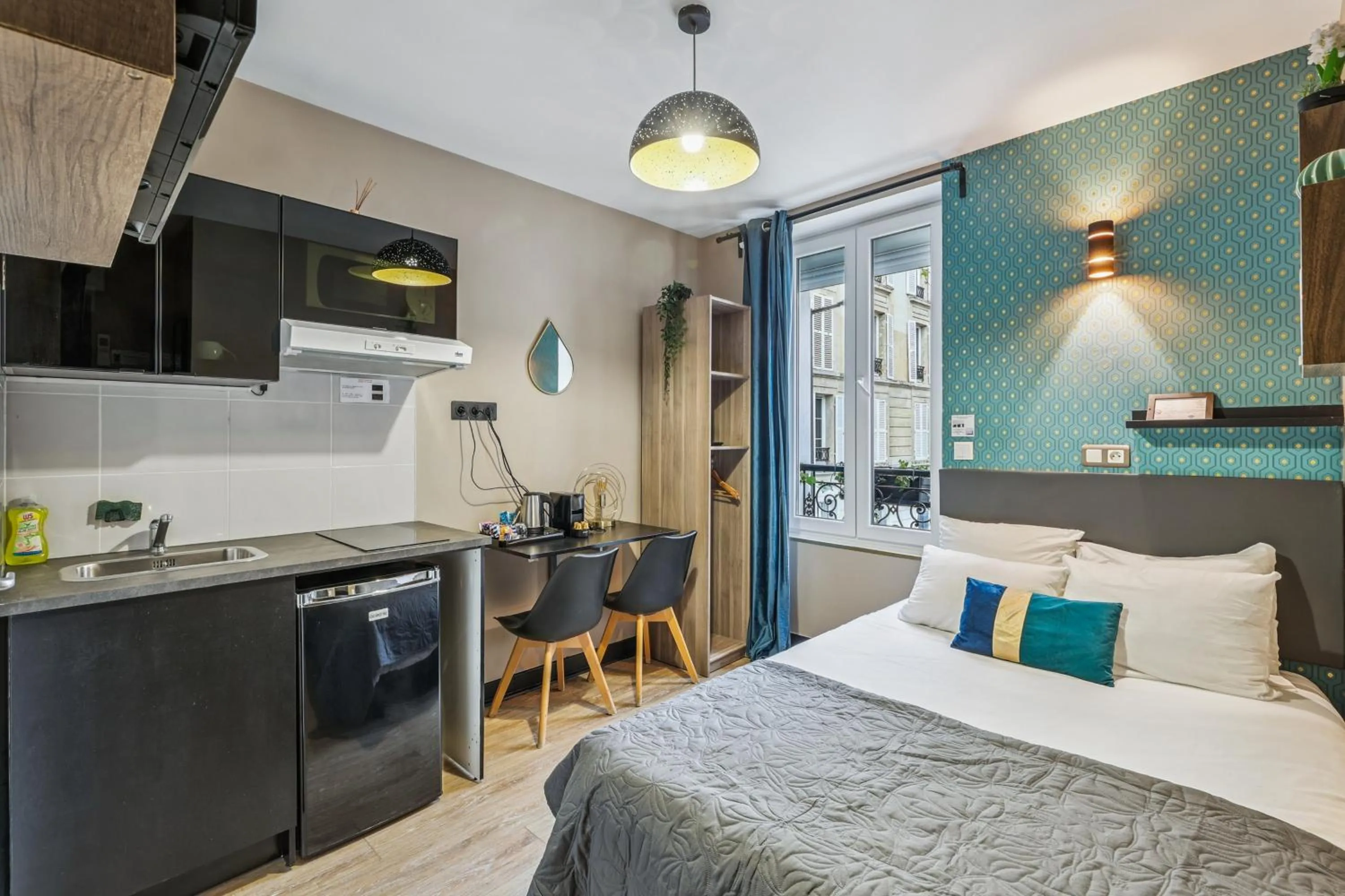 Bed in Résidence AURMAT - Appart - Hôtel - Boulogne - Paris