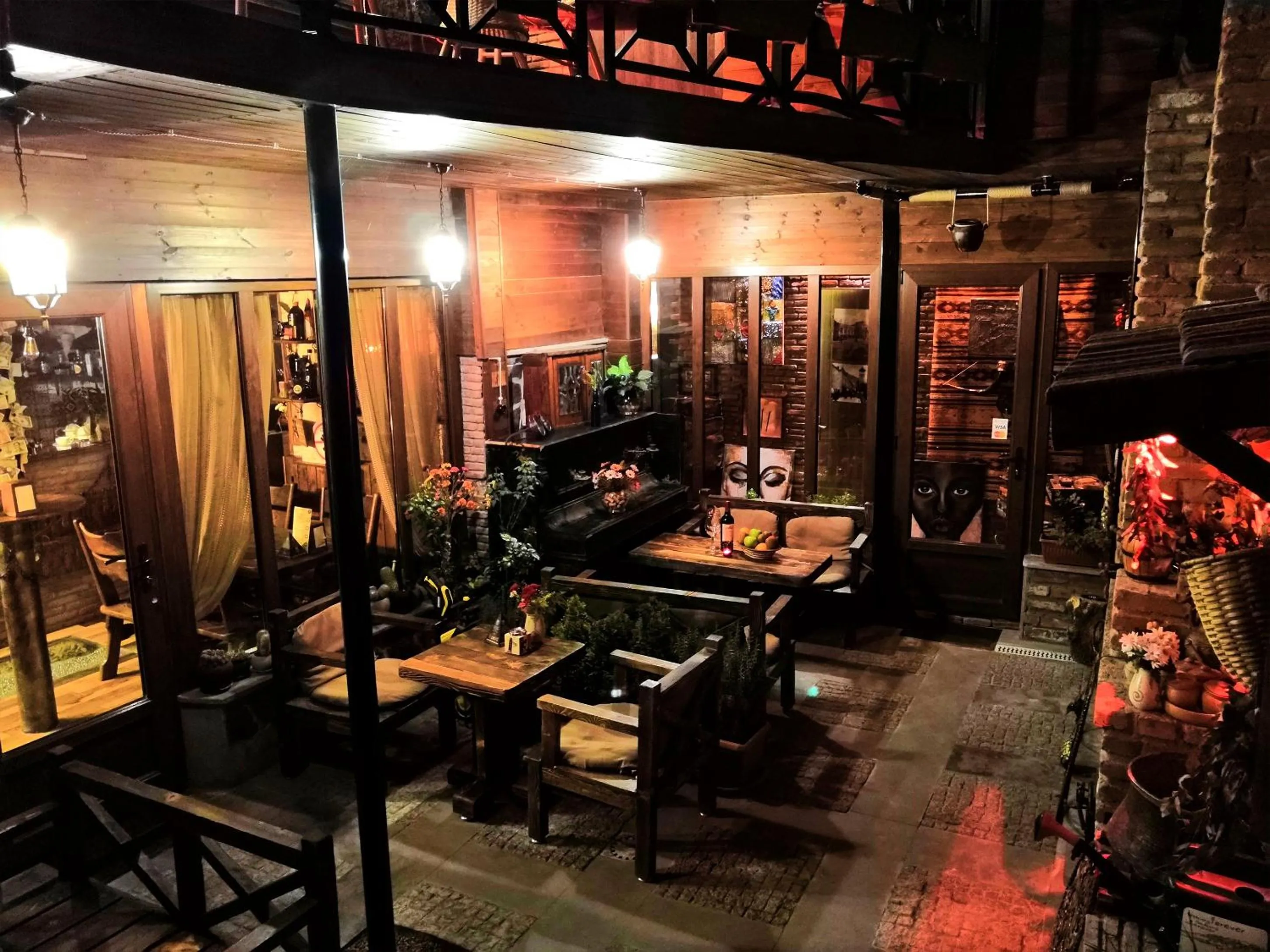 Restaurant/places to eat in Piano Borracho Boutique Hotel Old Tbilisi