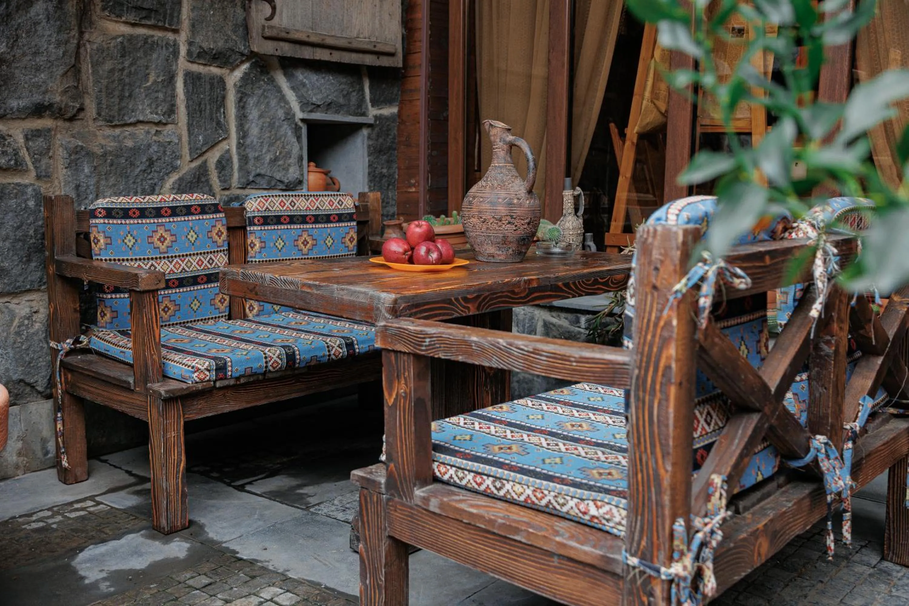 Restaurant/places to eat in Piano Borracho Boutique Hotel Old Tbilisi