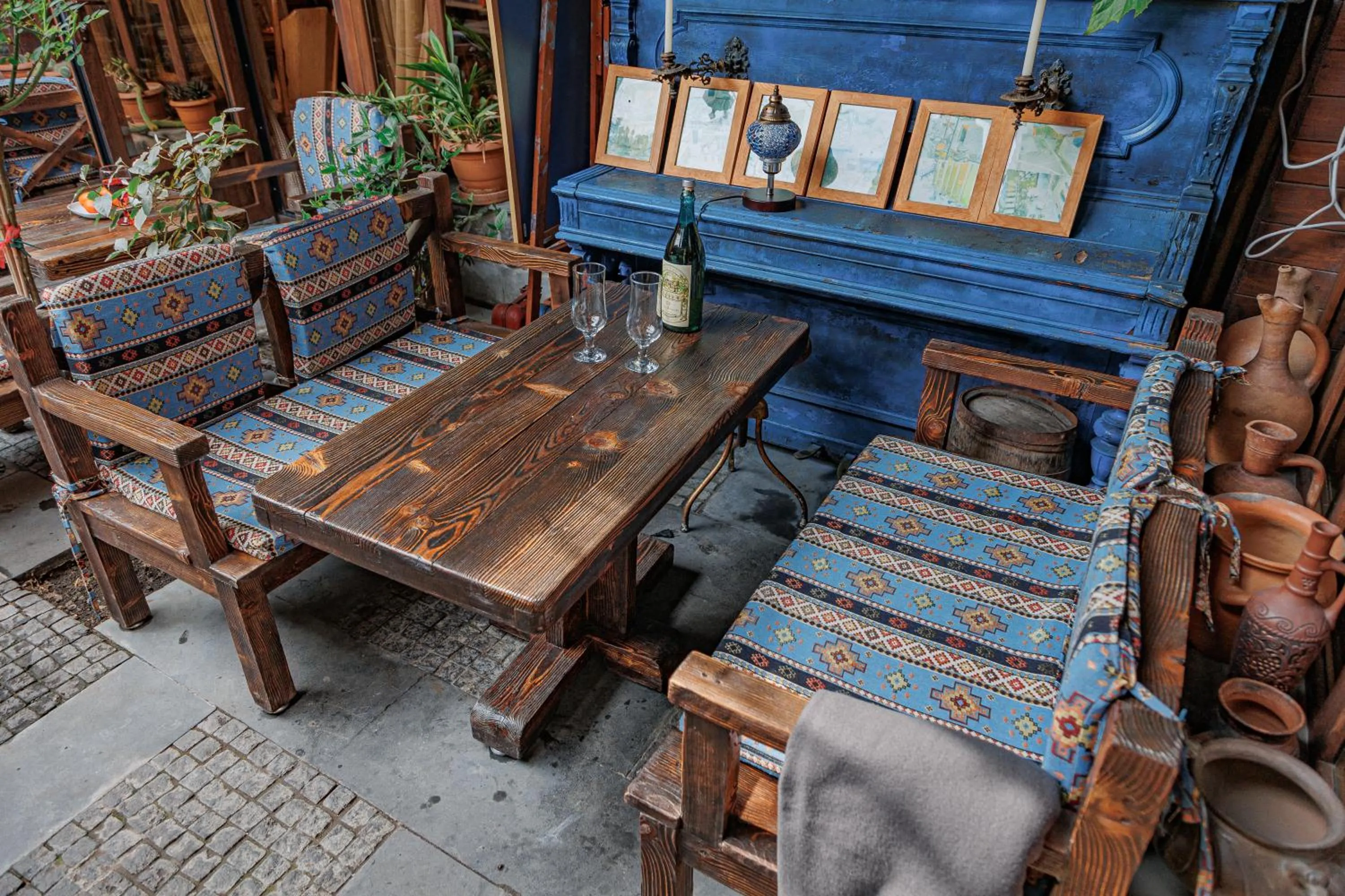 Restaurant/places to eat in Piano Borracho Boutique Hotel Old Tbilisi