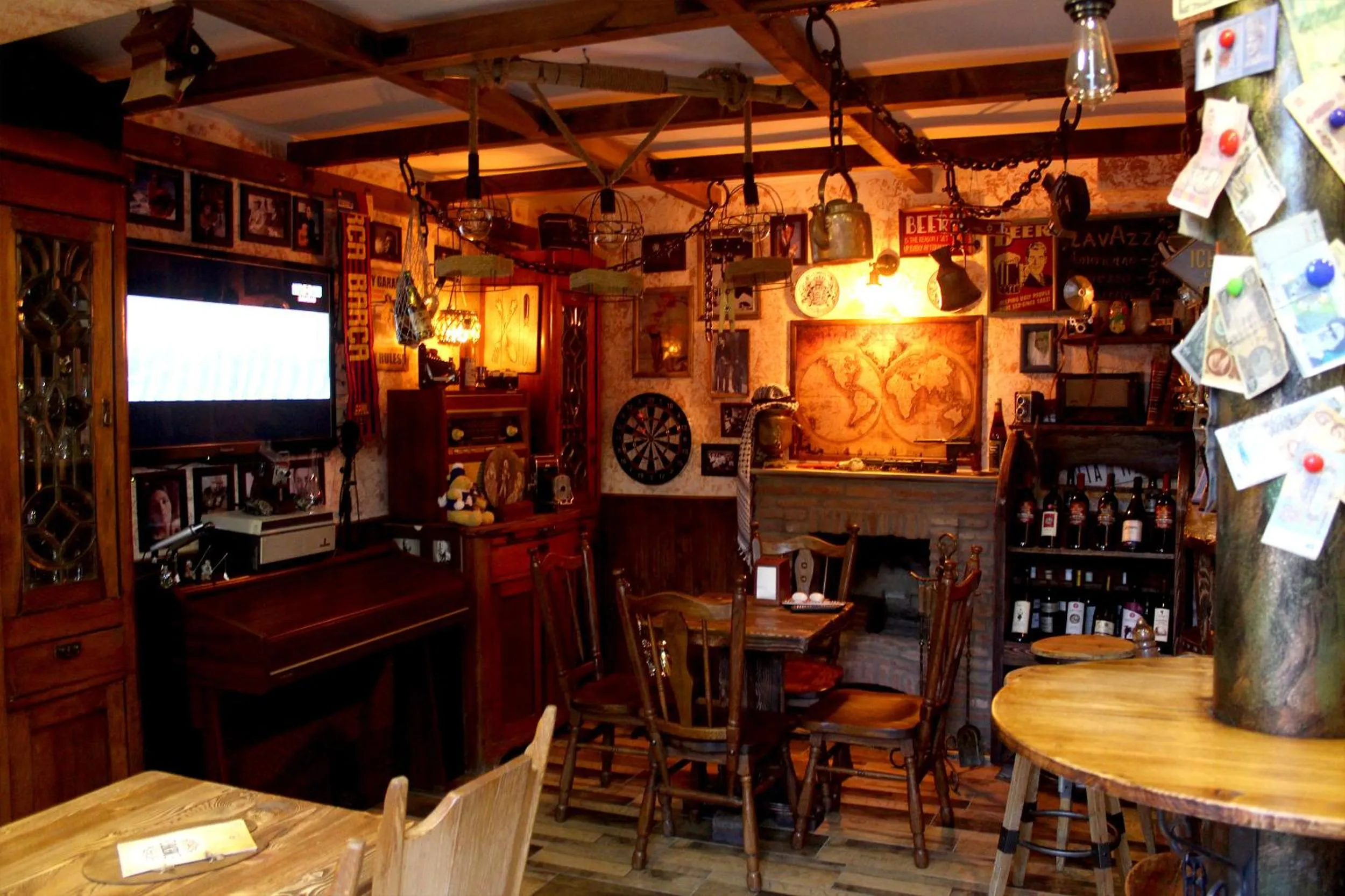 Restaurant/places to eat in Piano Borracho Boutique Hotel Old Tbilisi