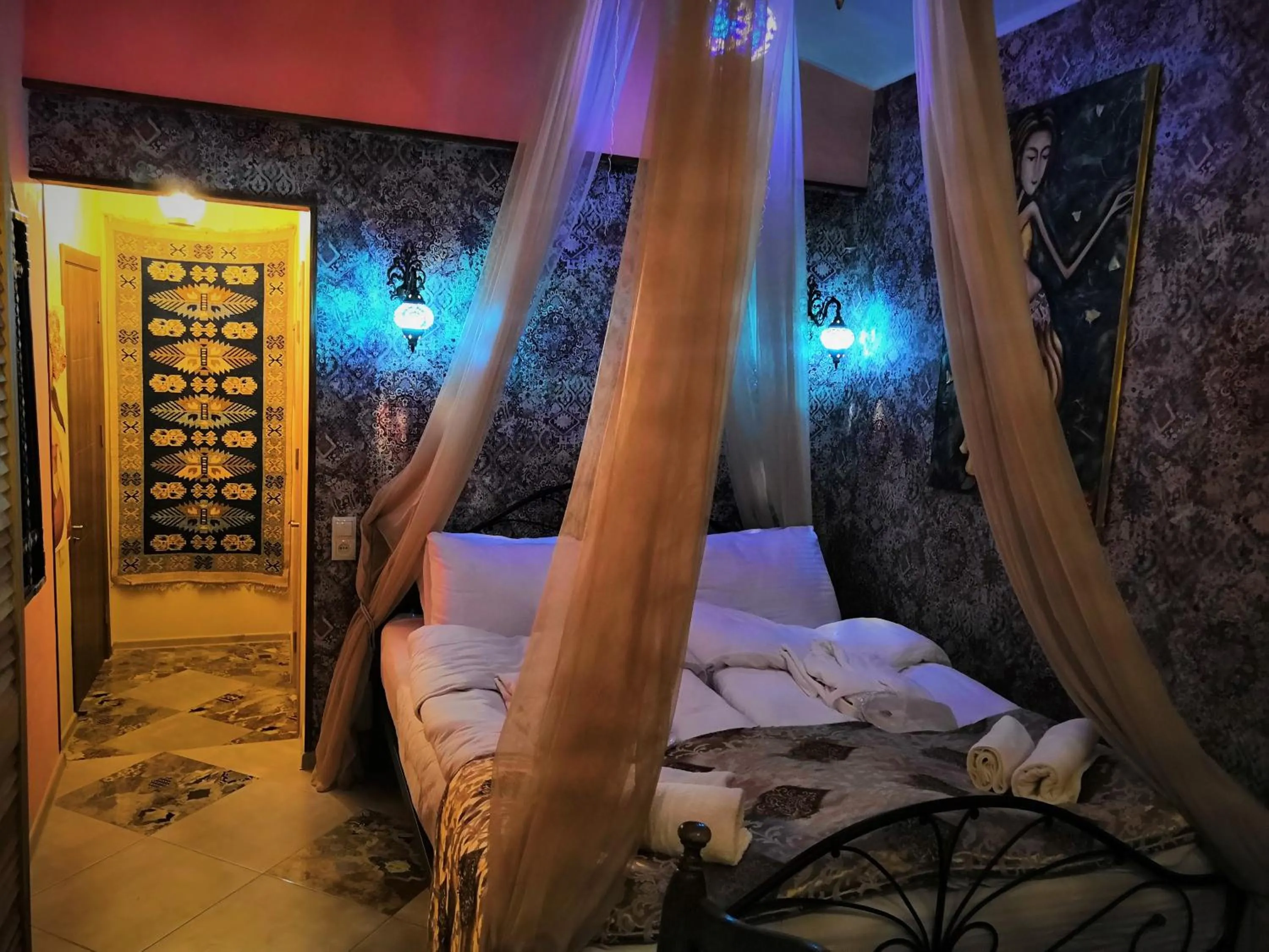 Bed in Piano Borracho Boutique Hotel Old Tbilisi