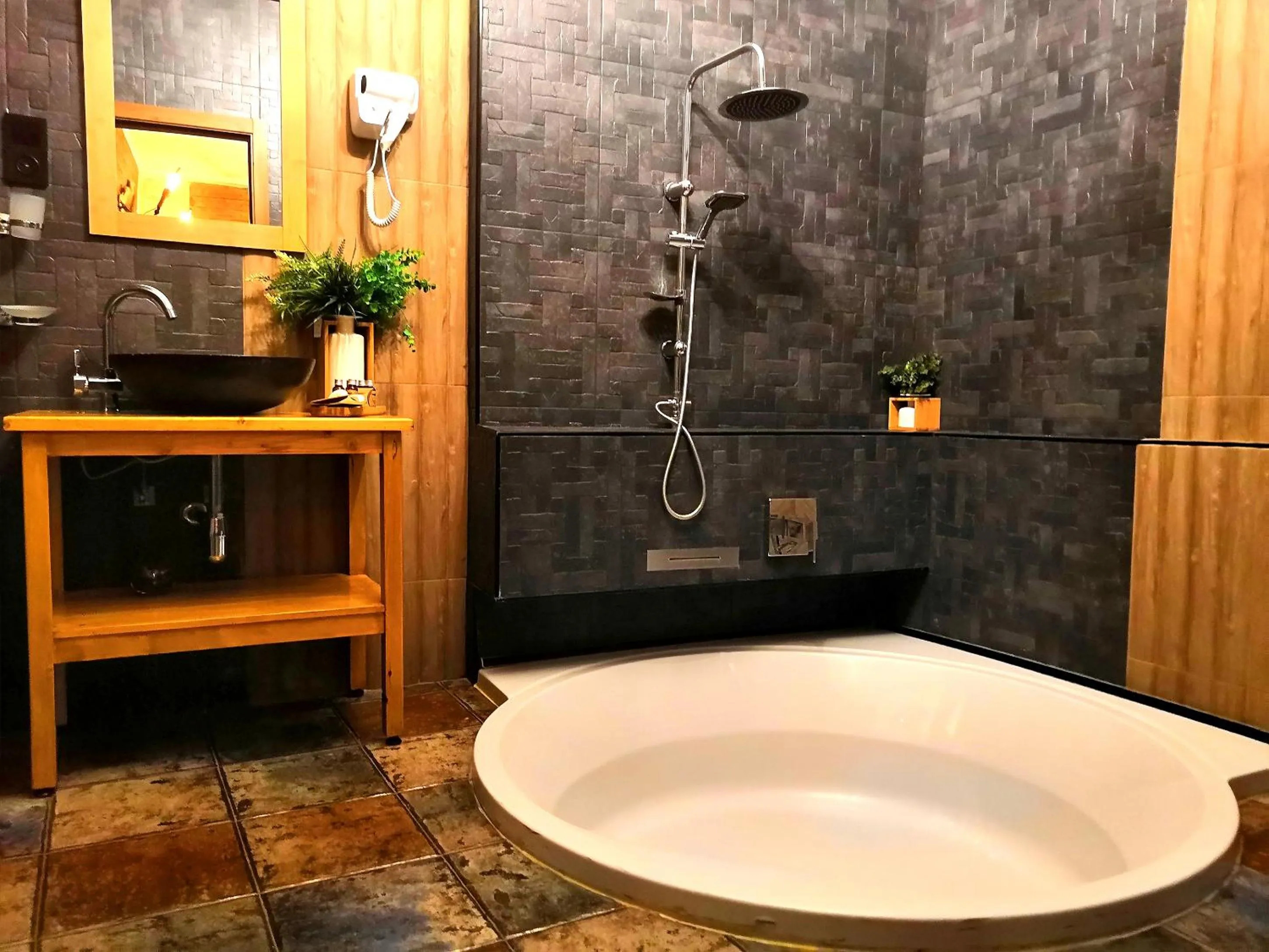 Hot Tub in Piano Borracho Boutique Hotel Old Tbilisi