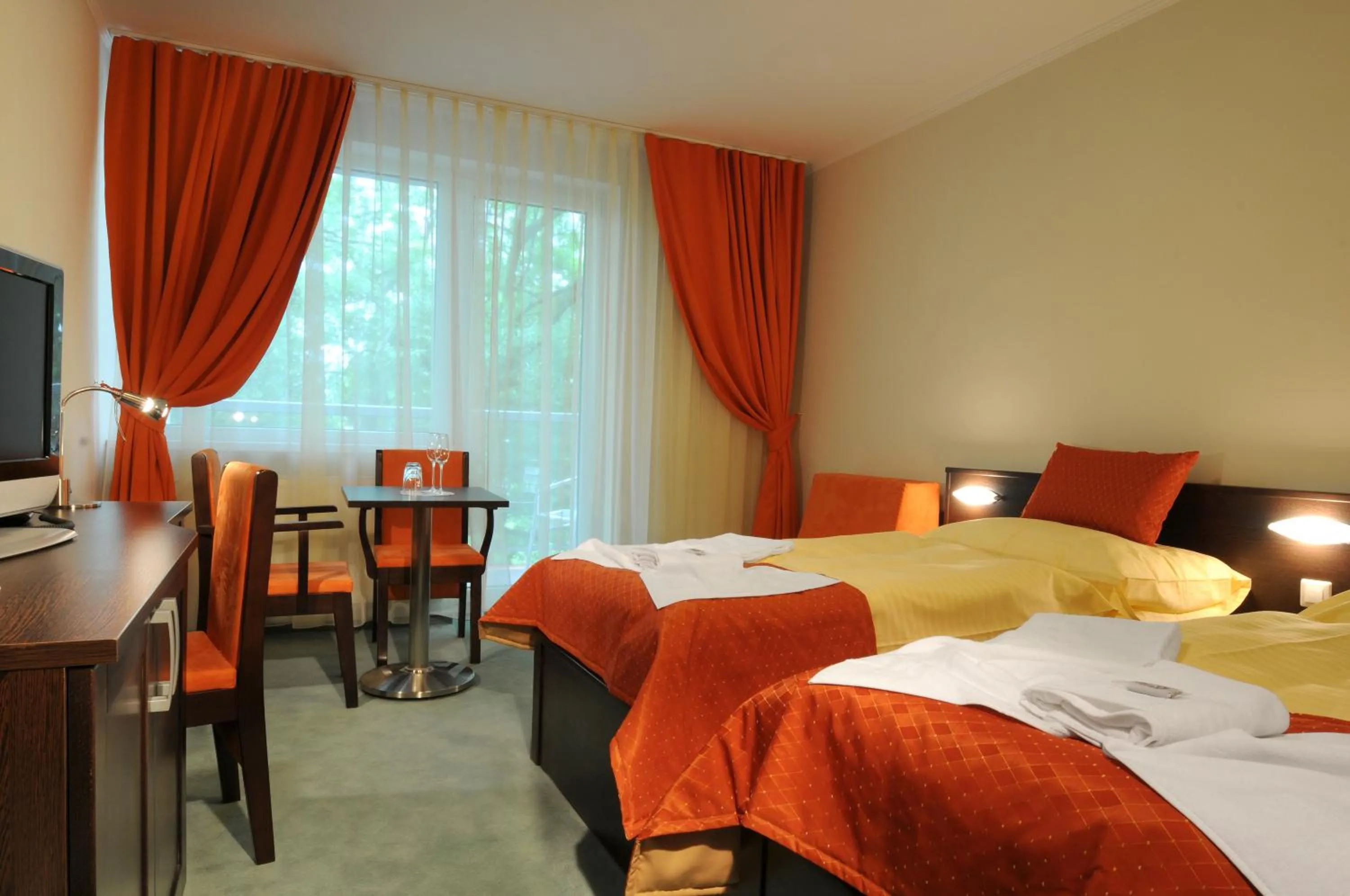 Photo of the whole room, Bed in Hotel SOREA REGIA