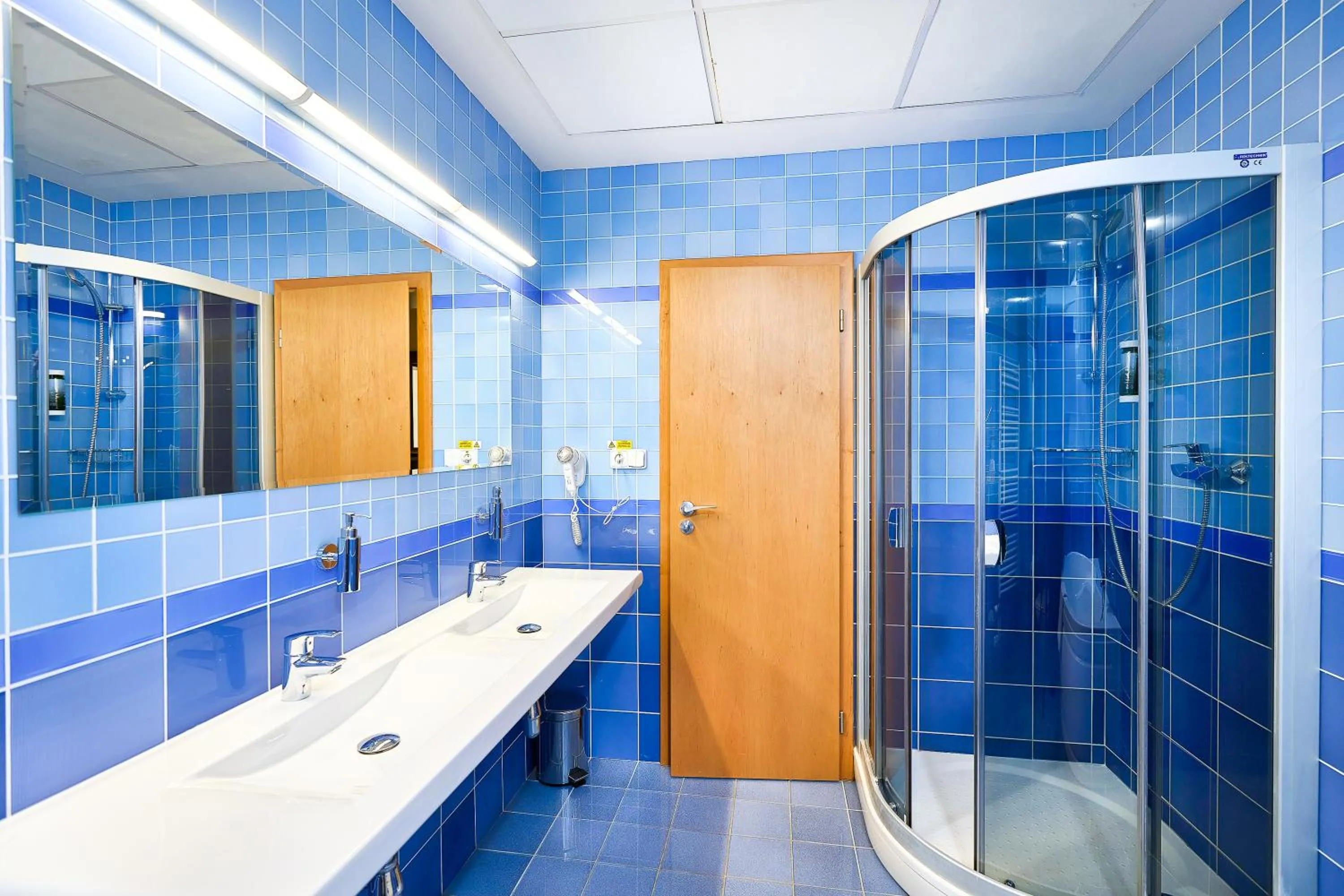 Shower in Hotel SOREA REGIA