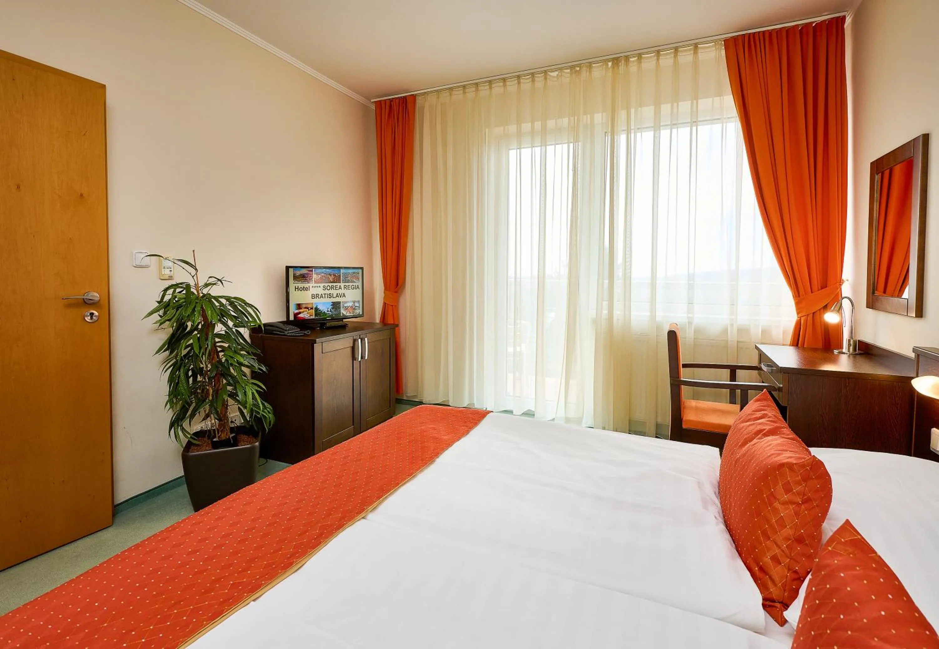 Photo of the whole room, Bed in Hotel SOREA REGIA