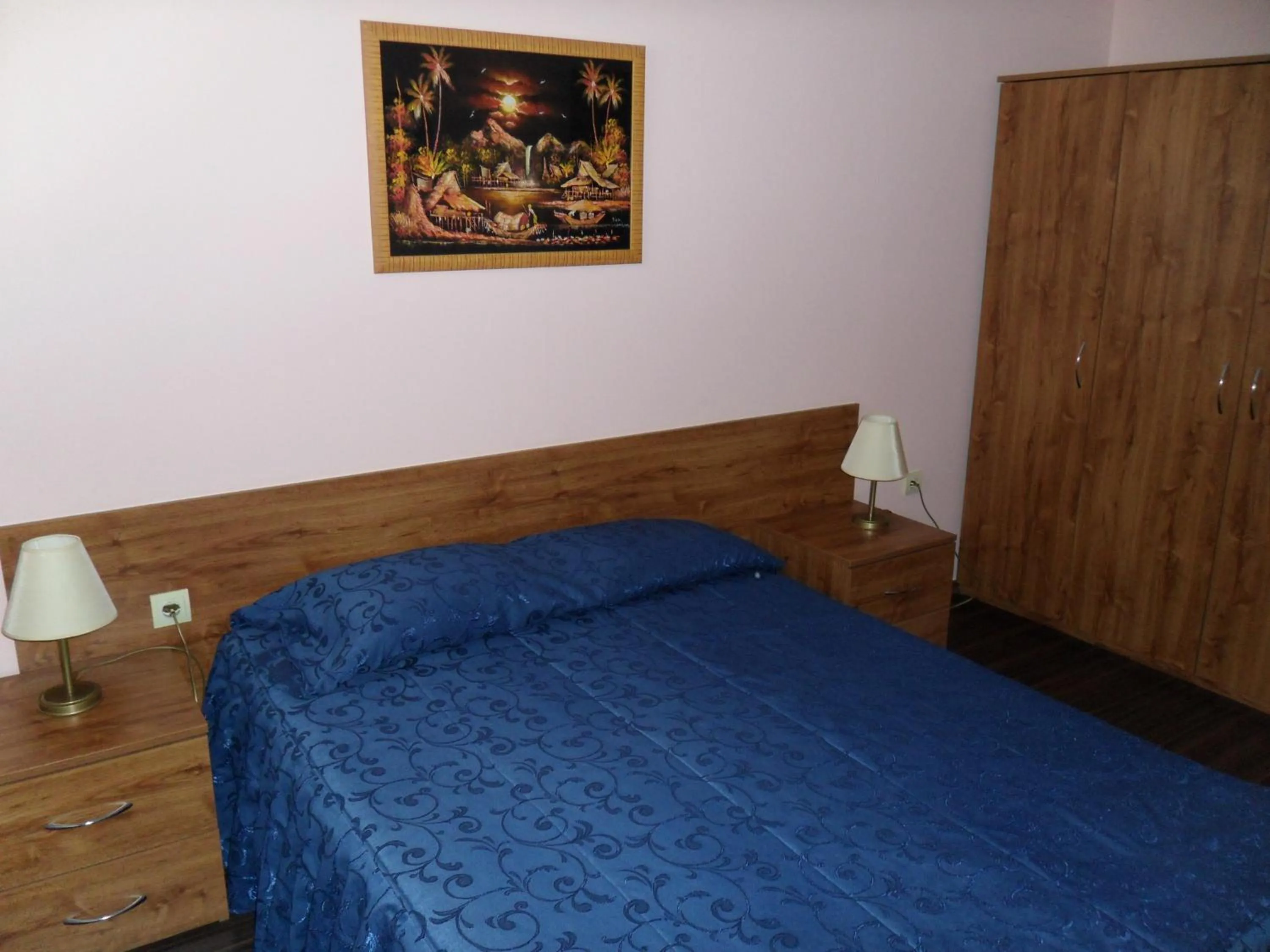 Bedroom, Bed in Sea Park Homes Neshkov